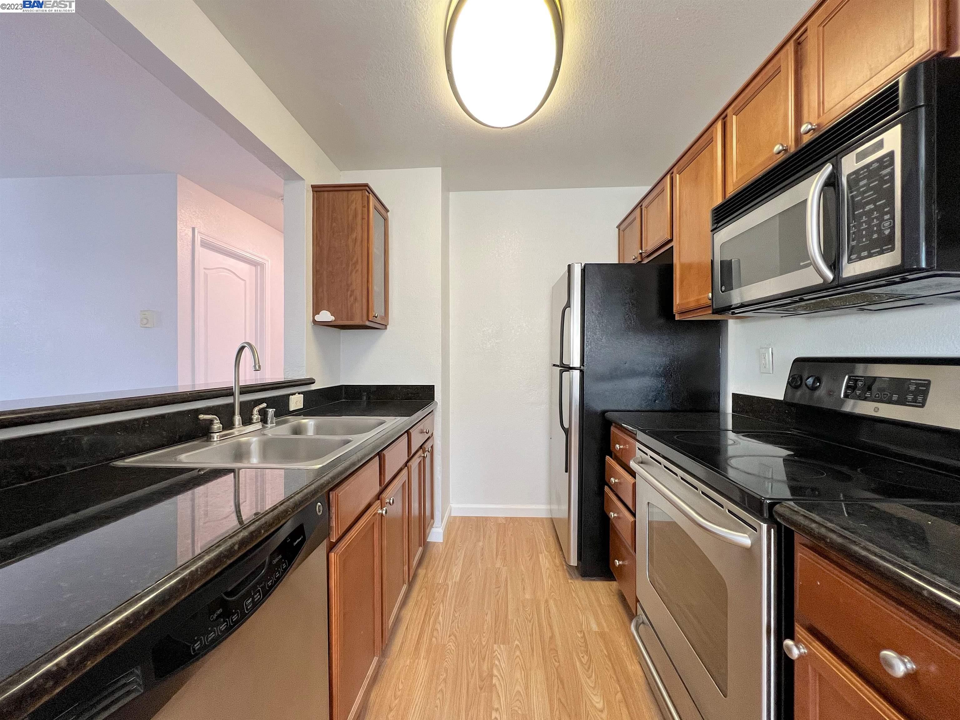 Photo #5: 41040639 Listing 