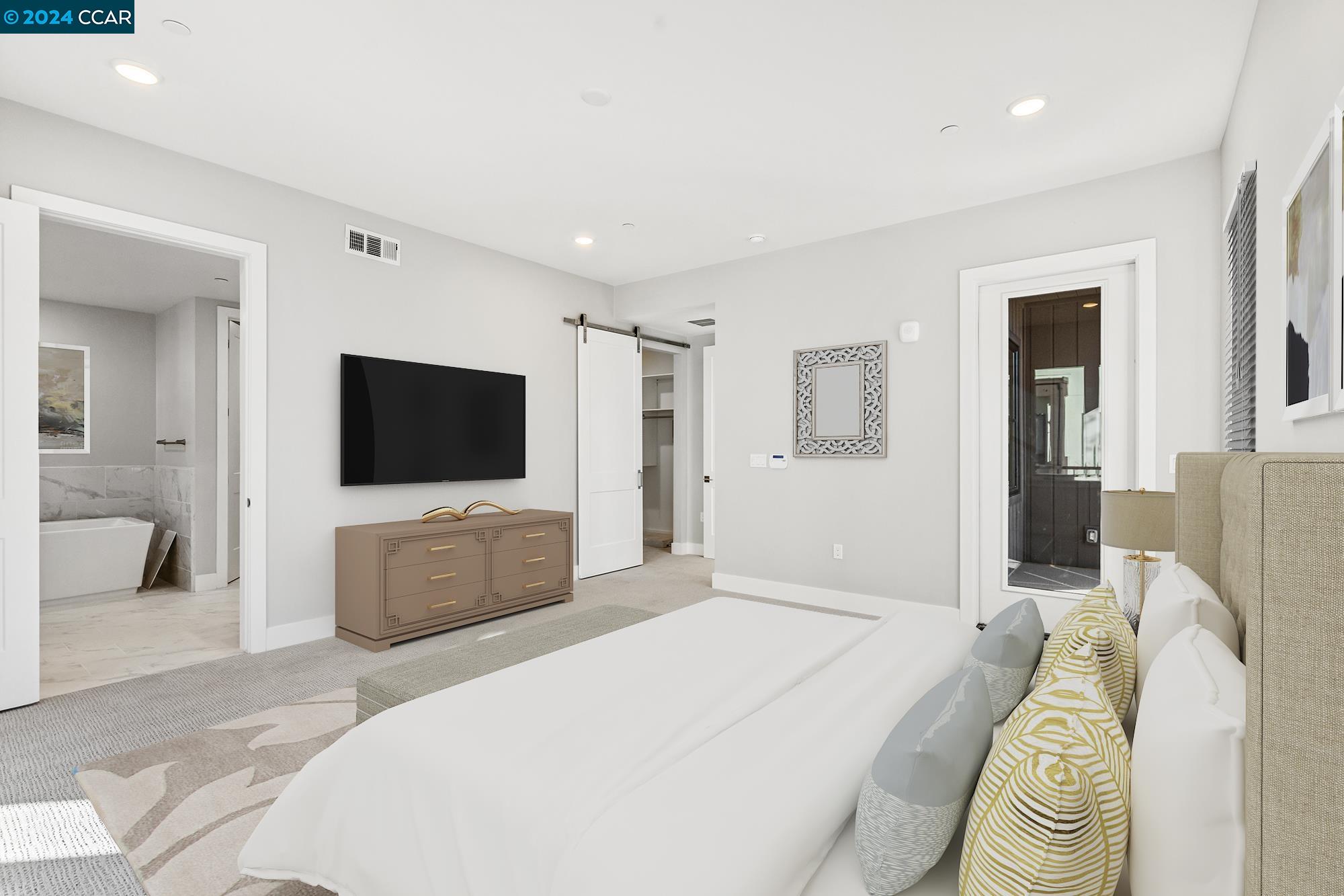 Detail Gallery Image 5 of 7 For 95 Woodbury Highlands Place #15,  Lafayette,  CA 94549 - 3 Beds | 3/1 Baths