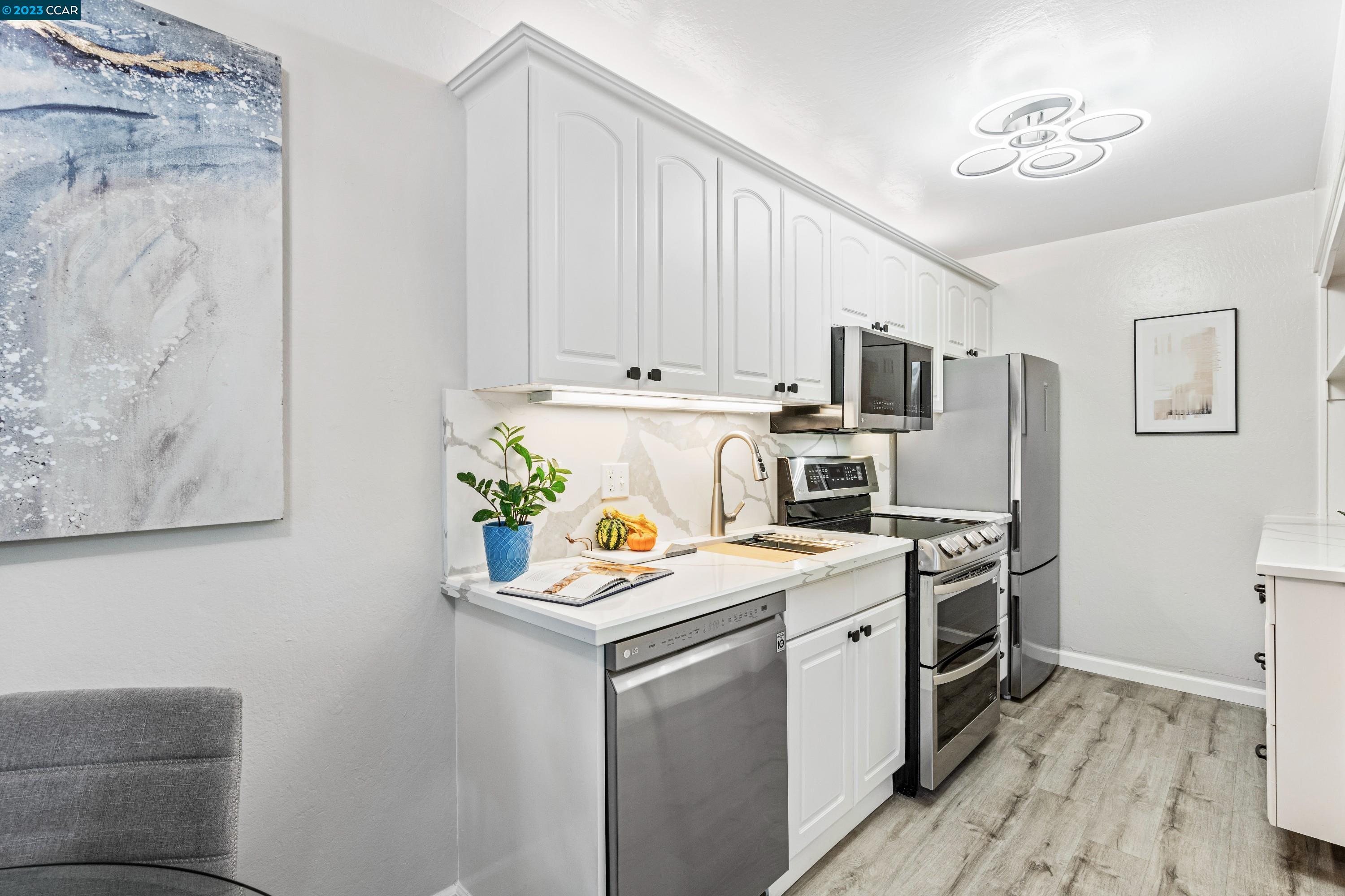 Detail Gallery Image 26 of 60 For 4214 George Ave #2,  San Mateo,  CA 94403 - 2 Beds | 2 Baths
