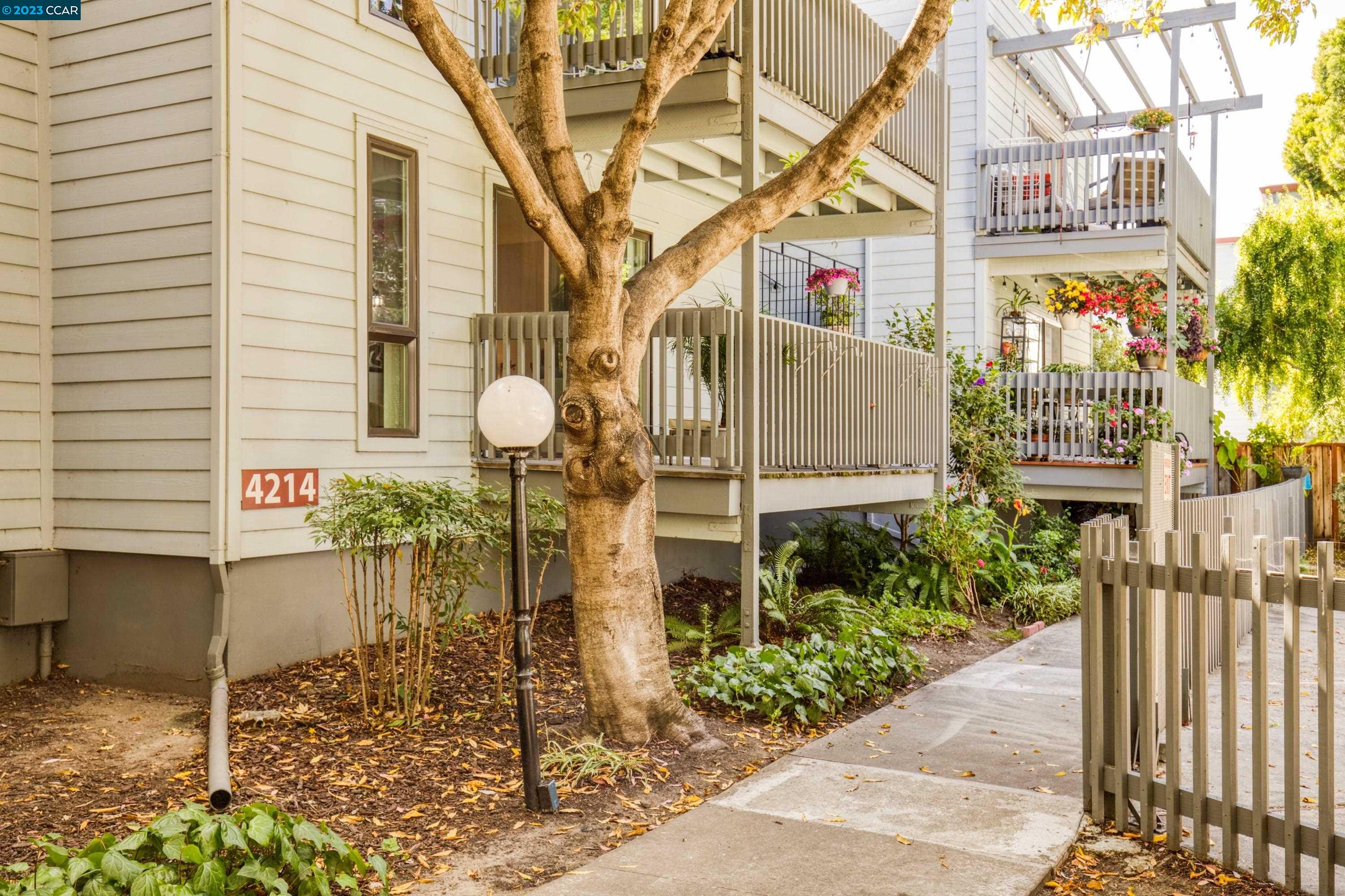 Detail Gallery Image 49 of 60 For 4214 George Ave #2,  San Mateo,  CA 94403 - 2 Beds | 2 Baths