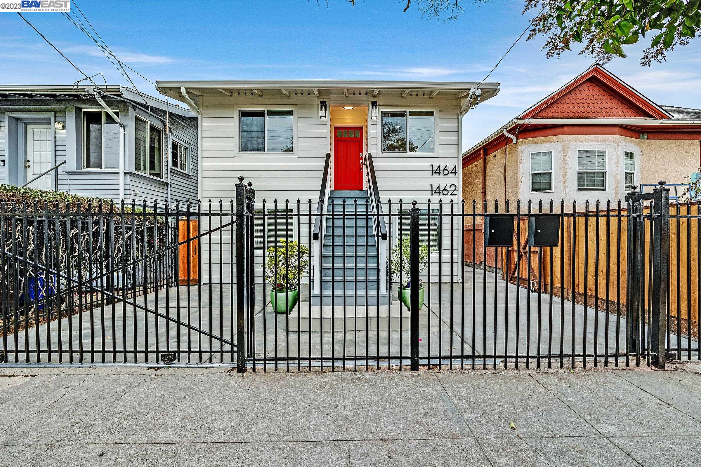 Detail Gallery Image 1 of 1 For 1464 55th Ave, Oakland,  CA 94621 - 9 Beds | 4 Baths
