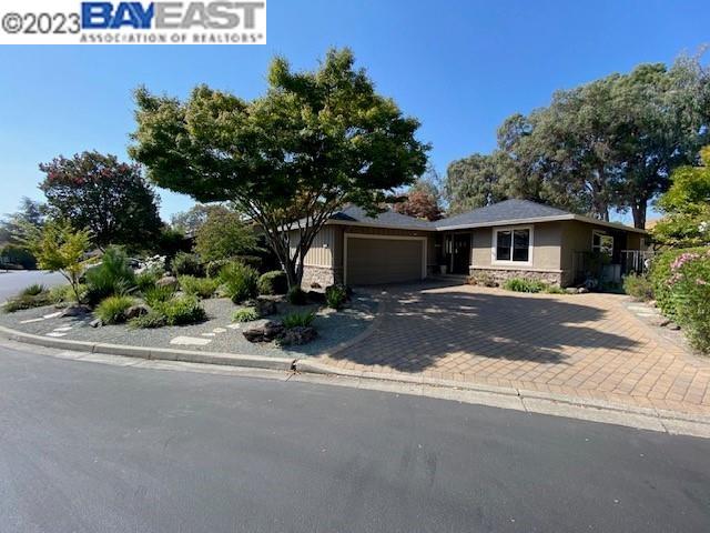 Detail Gallery Image 1 of 1 For 738 Oakmont Ct, Danville,  CA 94526 - 3 Beds | 2 Baths