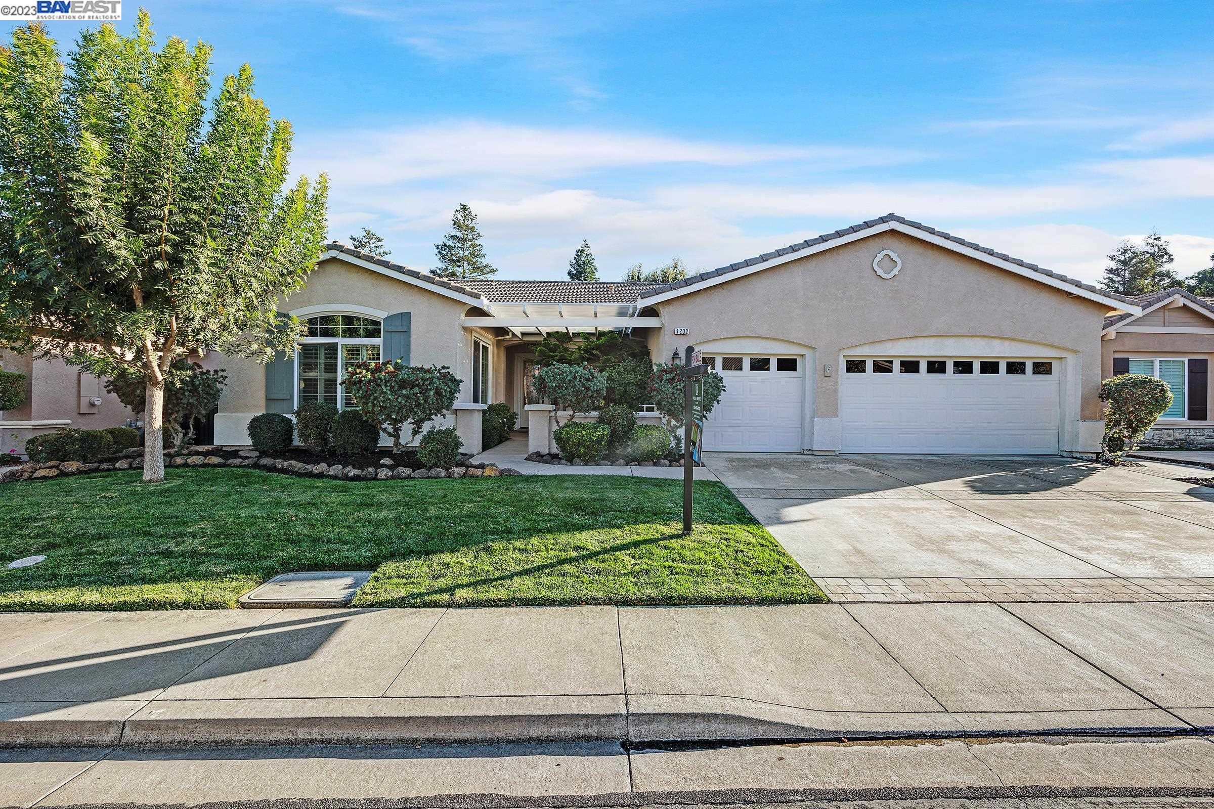 Detail Gallery Image 1 of 1 For 1202 Alderman Ln, Brentwood,  CA 94513 - 3 Beds | 2/1 Baths