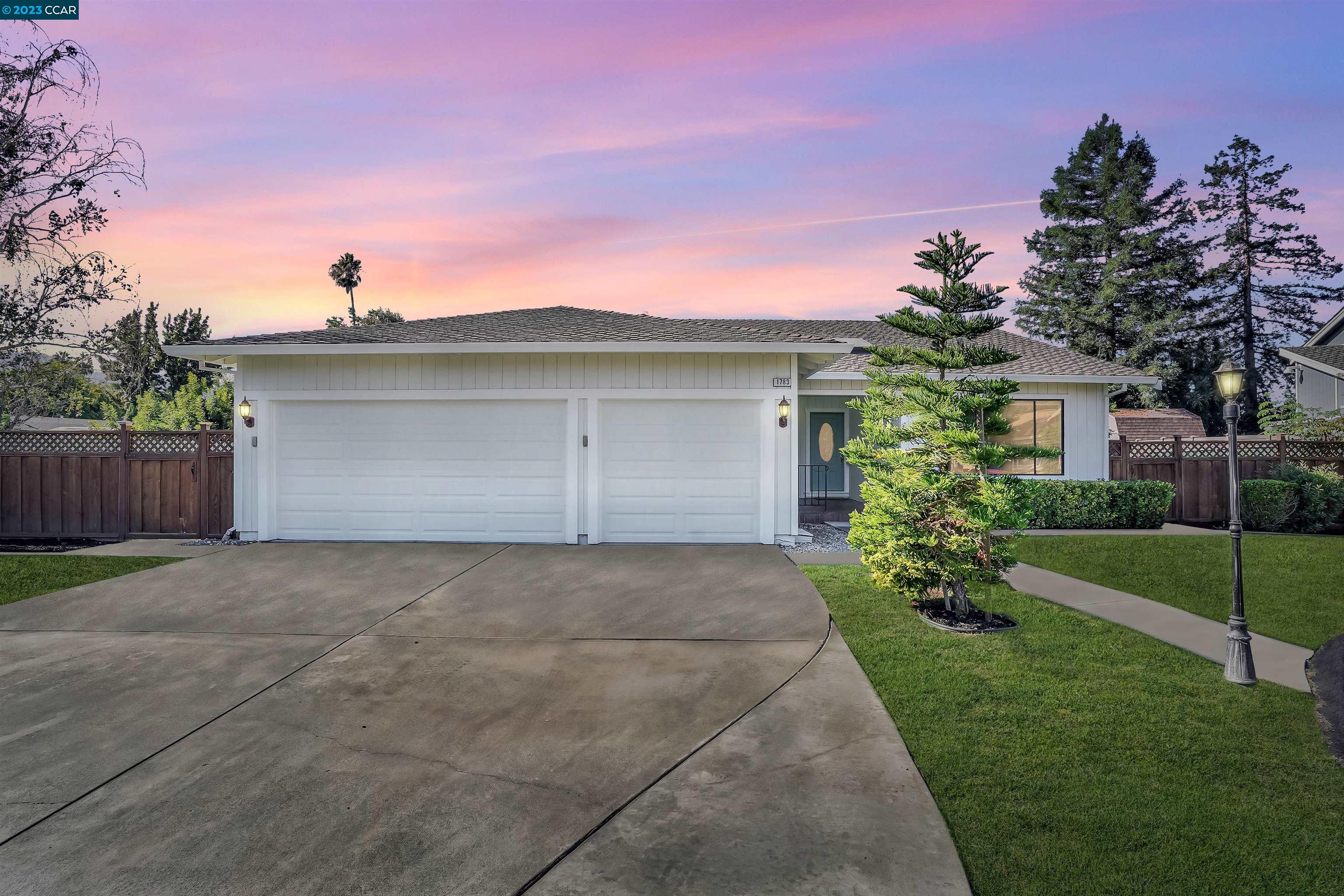 Detail Gallery Image 1 of 1 For 1783 Yvonne Ct, Concord,  CA 94521 - 4 Beds | 2 Baths