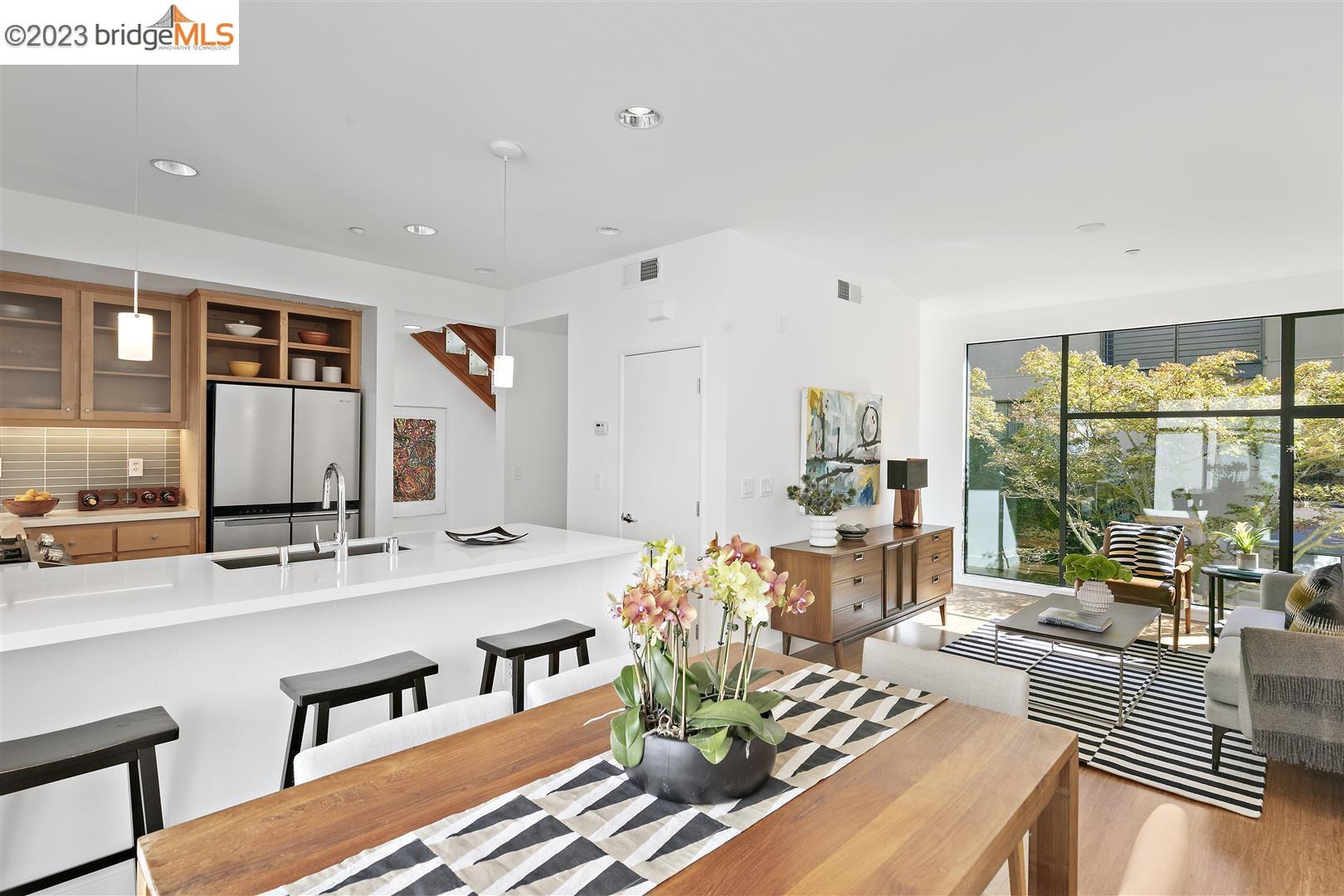 More Details about MLS # 41040974 : 104 CITY LIMITS CIR