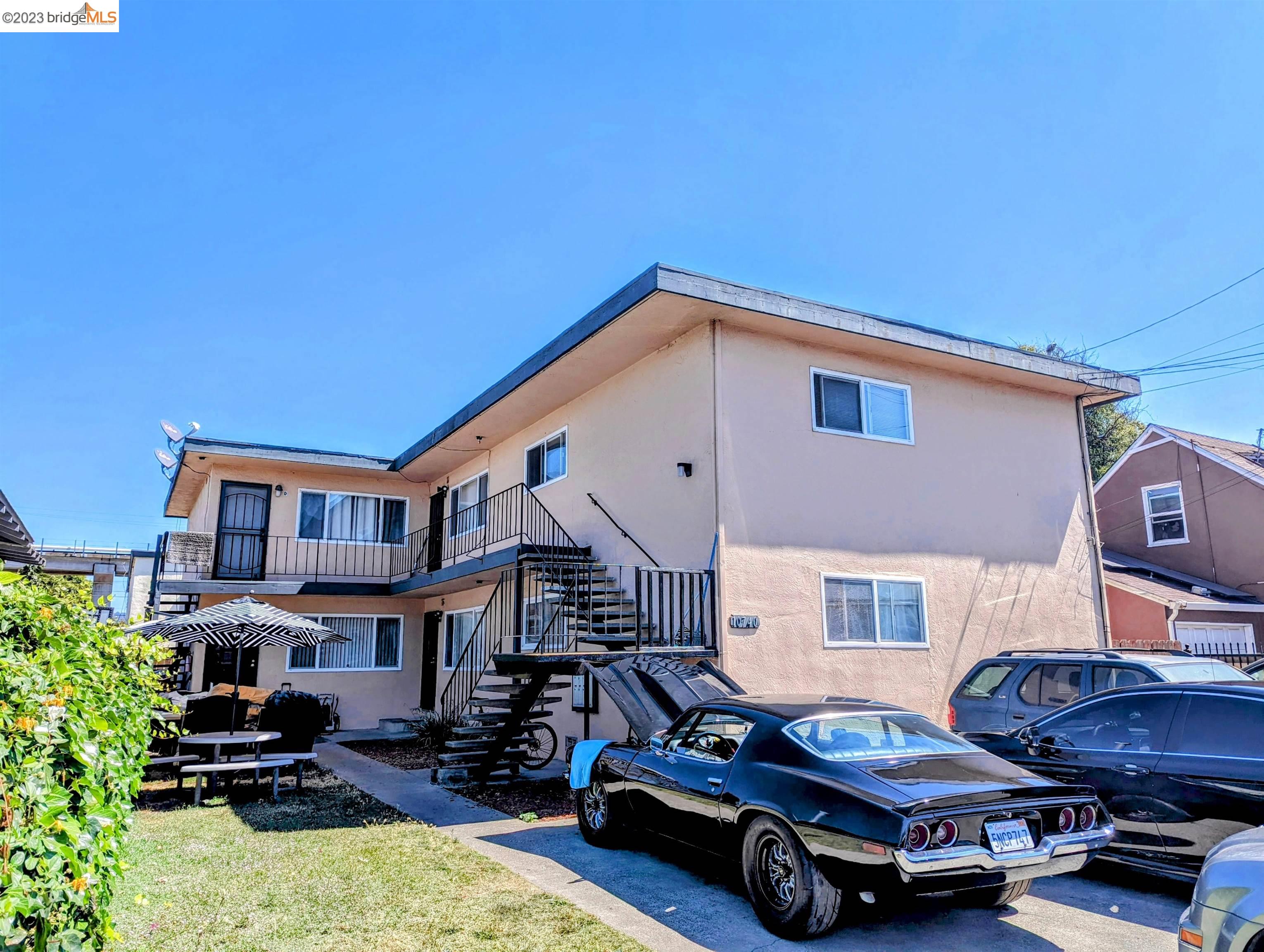 Detail Gallery Image 1 of 1 For 10740 Pippin Street, Oakland,  CA 94603 - – Beds | – Baths