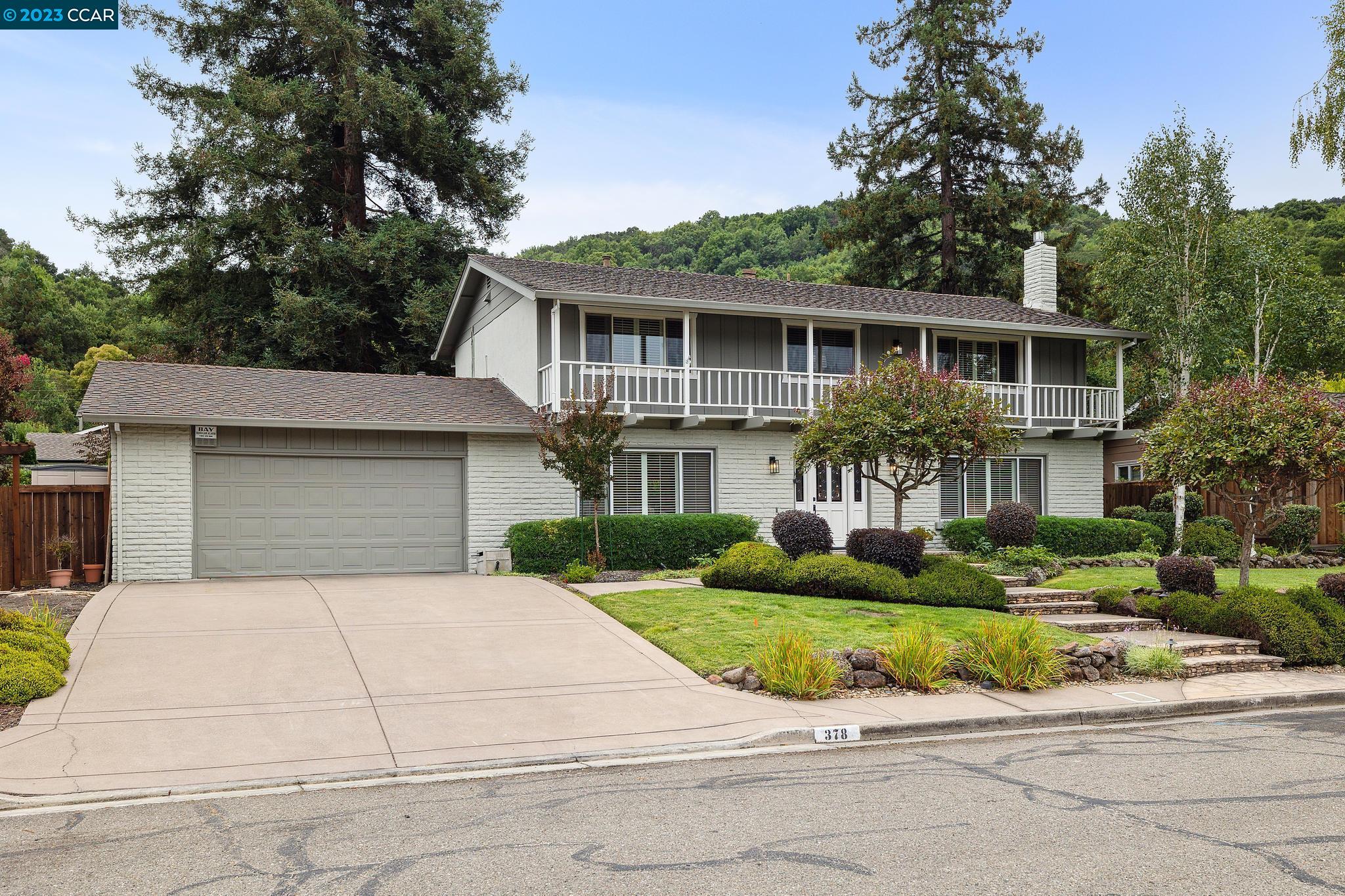 Detail Gallery Image 1 of 1 For 378 Redfield Pl, Moraga,  CA 94556 - 5 Beds | 2/1 Baths