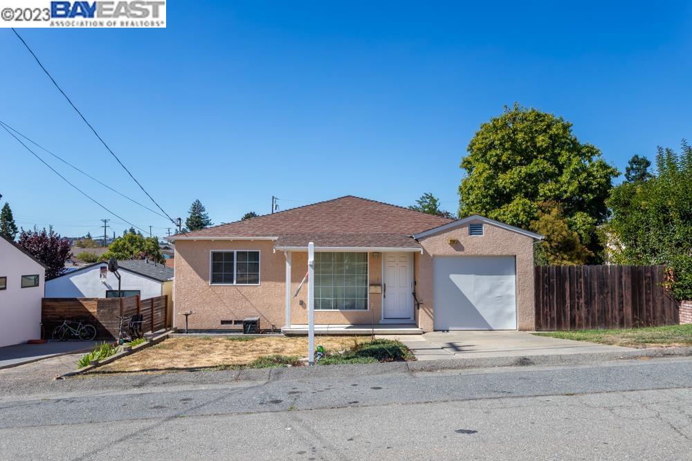 Detail Gallery Image 1 of 1 For 18965 Patton Dr, Castro Valley,  CA 94546 - 3 Beds | 1 Baths