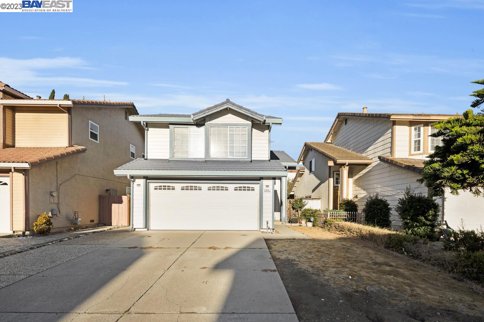 Detail Gallery Image 1 of 1 For 2959 Creek Point Dr, San Jose,  CA 95133 - 3 Beds | 2/1 Baths