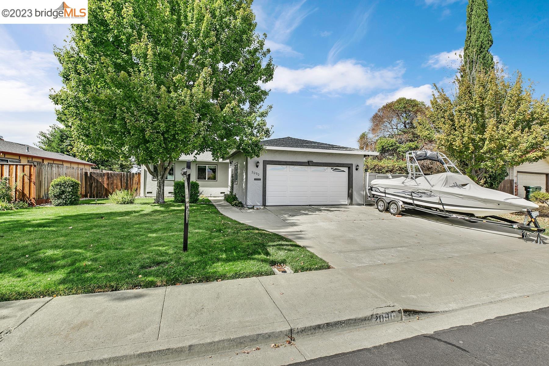 Detail Gallery Image 1 of 1 For 2090 Buckskin Rd, Livermore,  CA 94551 - 3 Beds | 2 Baths