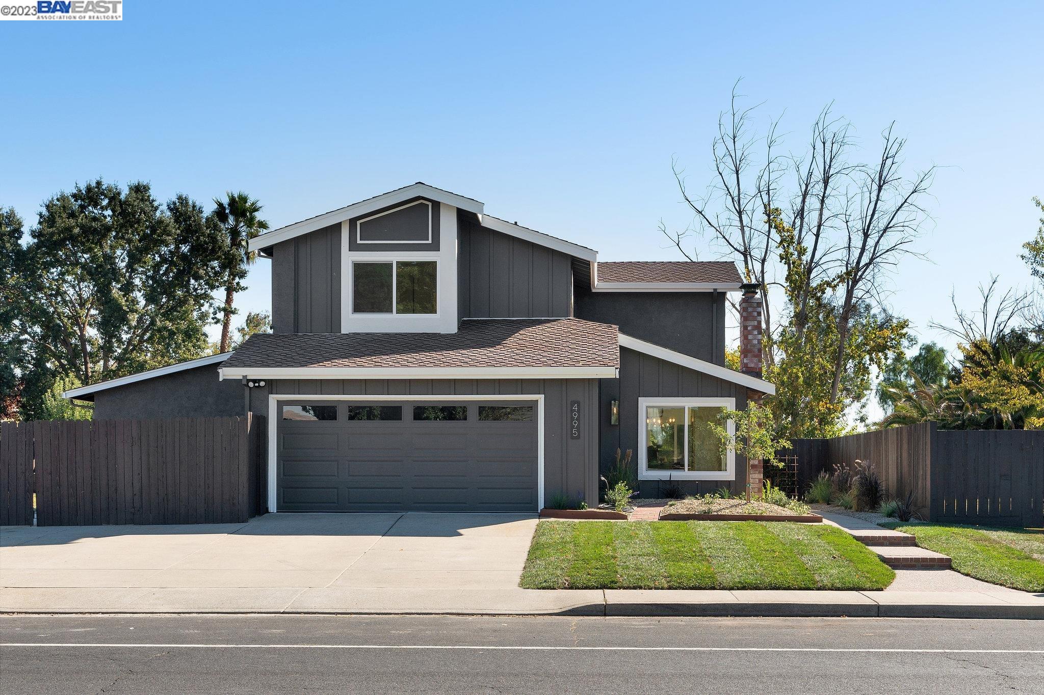 Detail Gallery Image 1 of 1 For 4995 Scenic Ave, Livermore,  CA 94551 - 5 Beds | 3 Baths