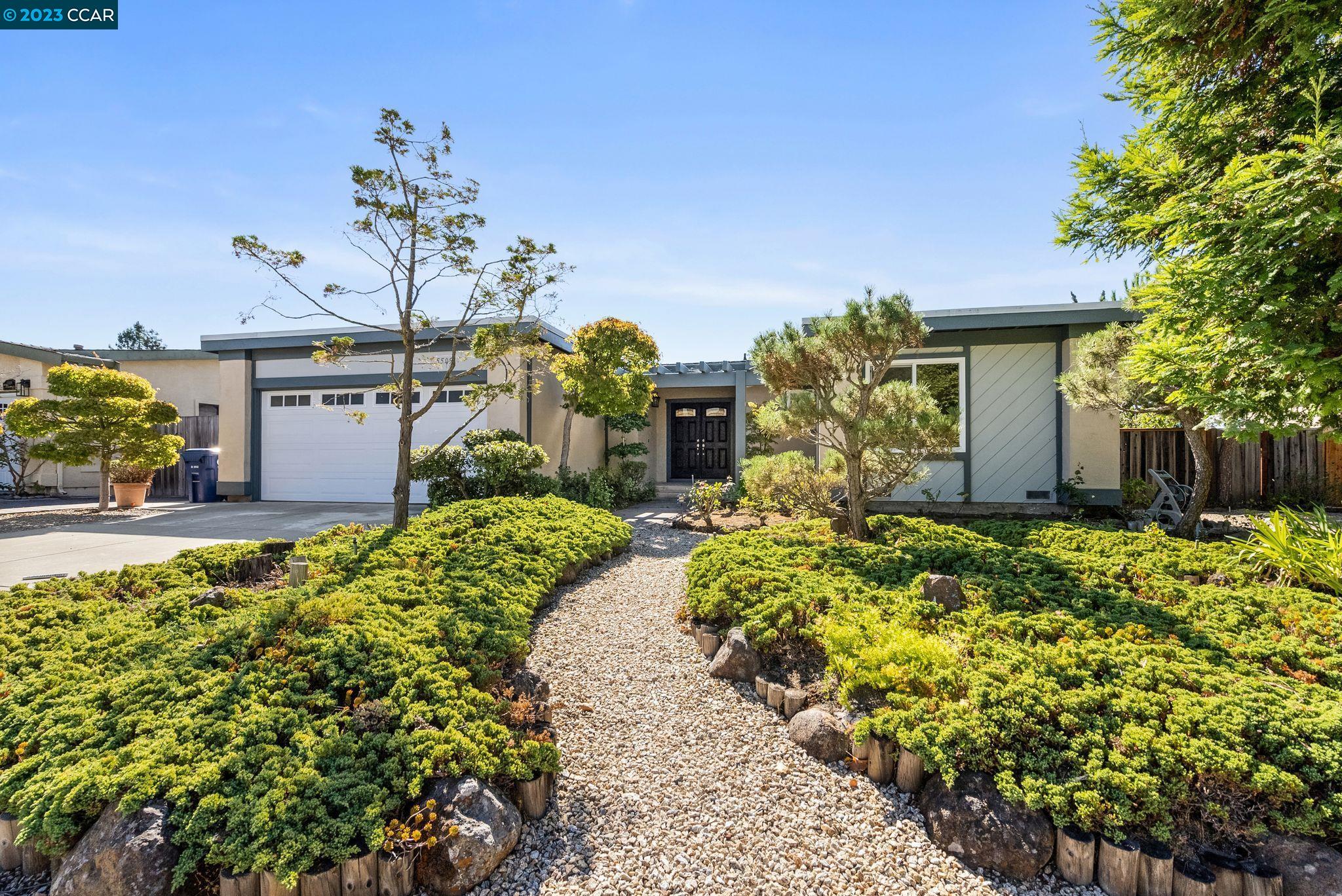 Detail Gallery Image 1 of 1 For 5505 Jasmine Court, Castro Valley,  CA 94552-1721 - 4 Beds | 2 Baths