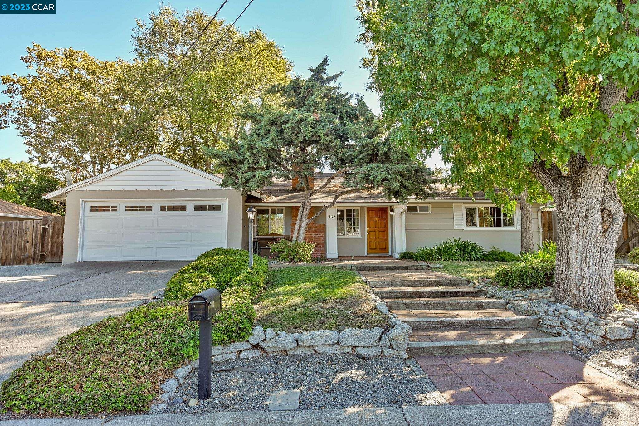 Detail Gallery Image 1 of 1 For 2143 Ahnieta, Pleasant Hill,  CA 94523-3404 - 3 Beds | 1 Baths