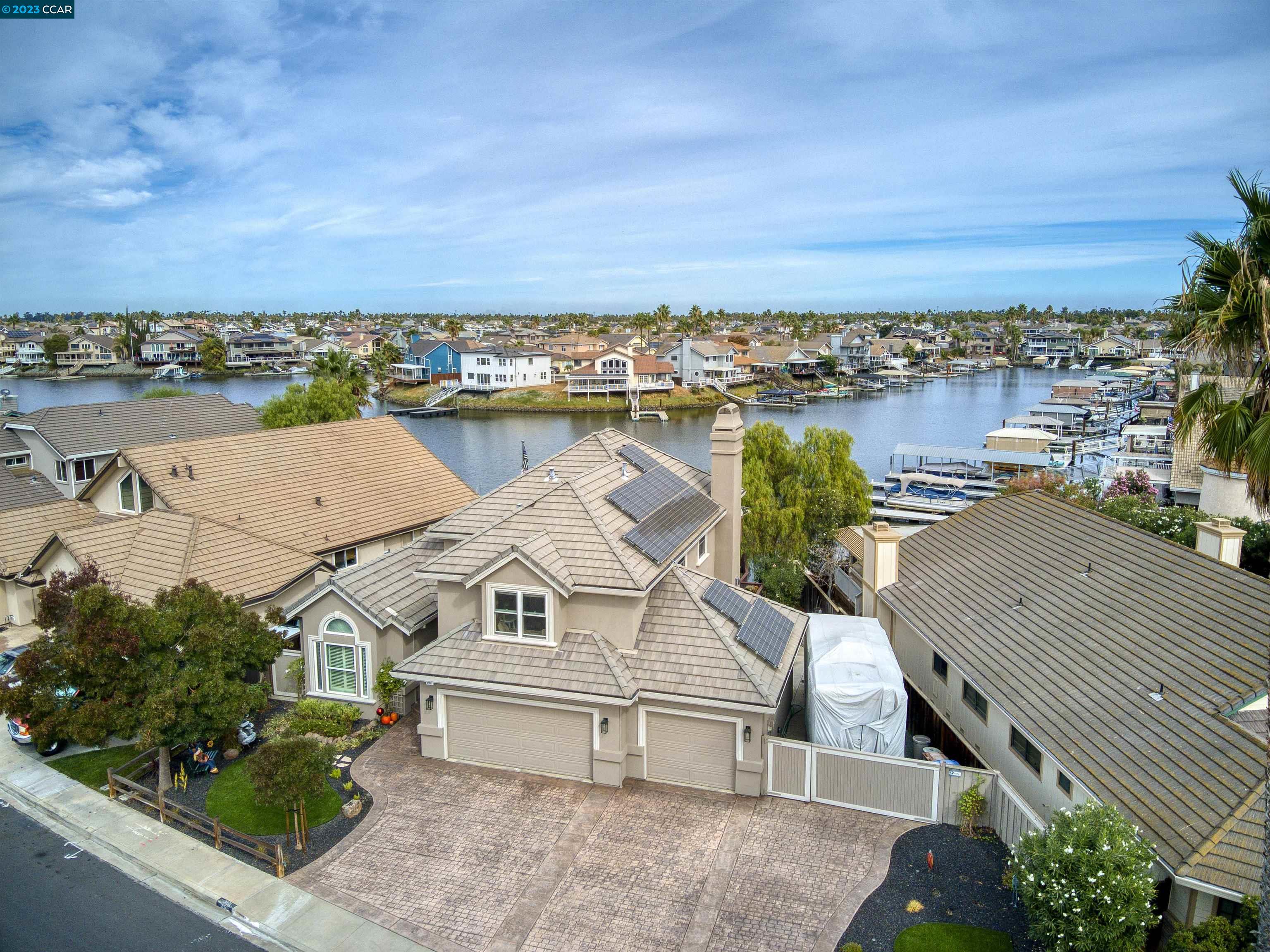 Detail Gallery Image 1 of 1 For 2071 Windward Pt, Discovery Bay,  CA 94505 - 5 Beds | 3/1 Baths