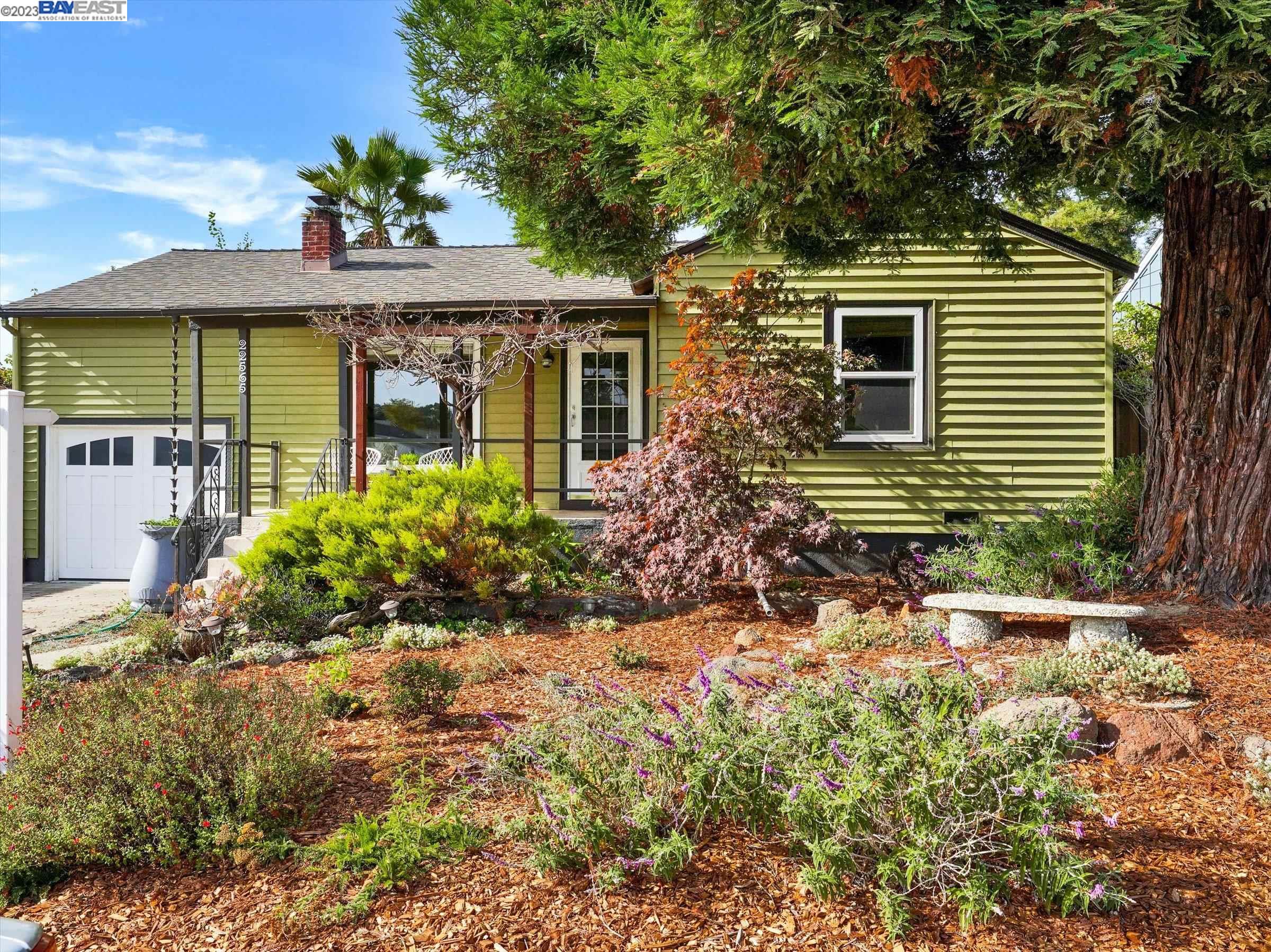 Detail Gallery Image 1 of 1 For 22565 Byron St, Hayward,  CA 94541 - 3 Beds | 1 Baths
