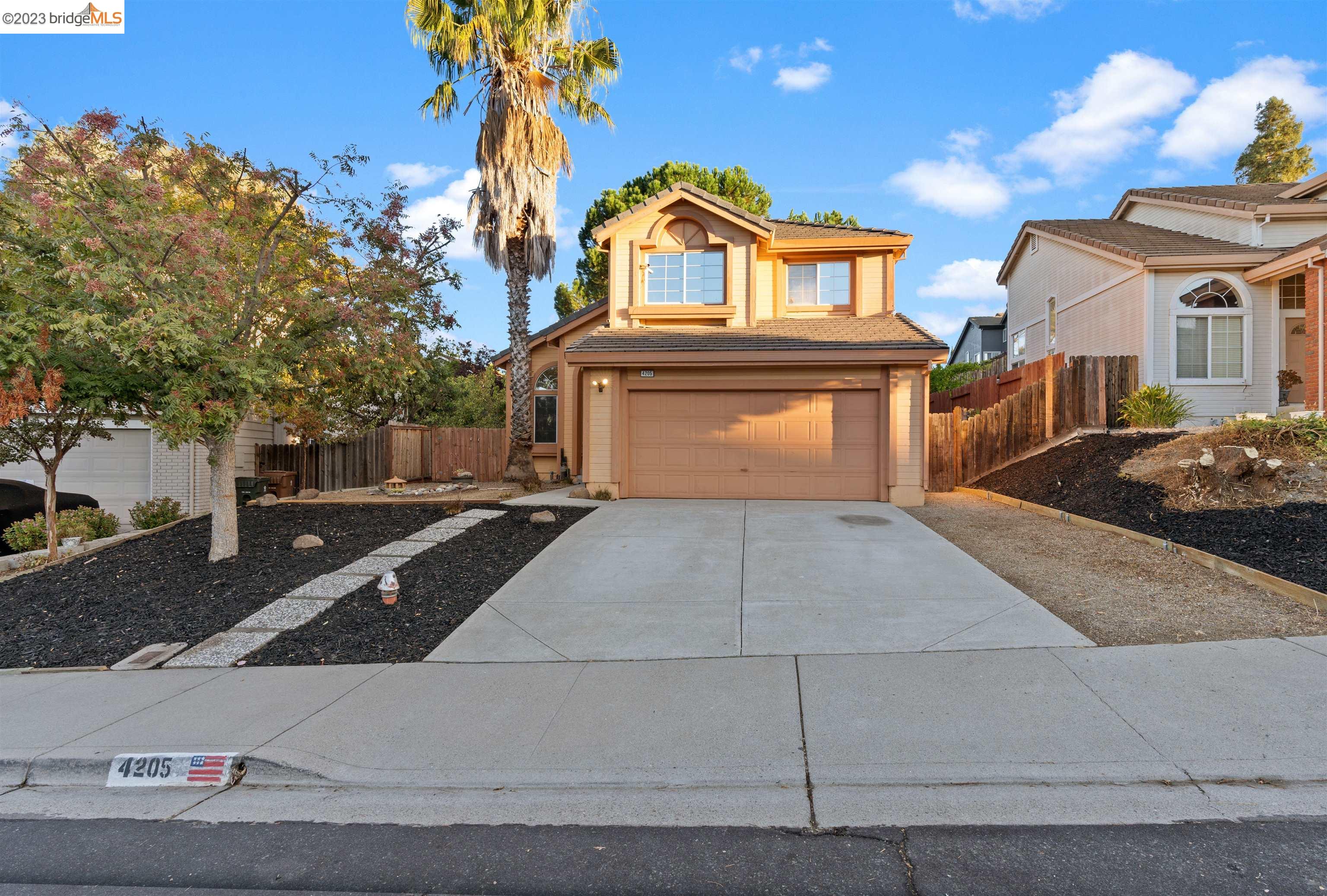 Detail Gallery Image 1 of 1 For 4205 Merced Cir, Antioch,  CA 94531 - 5 Beds | 3 Baths