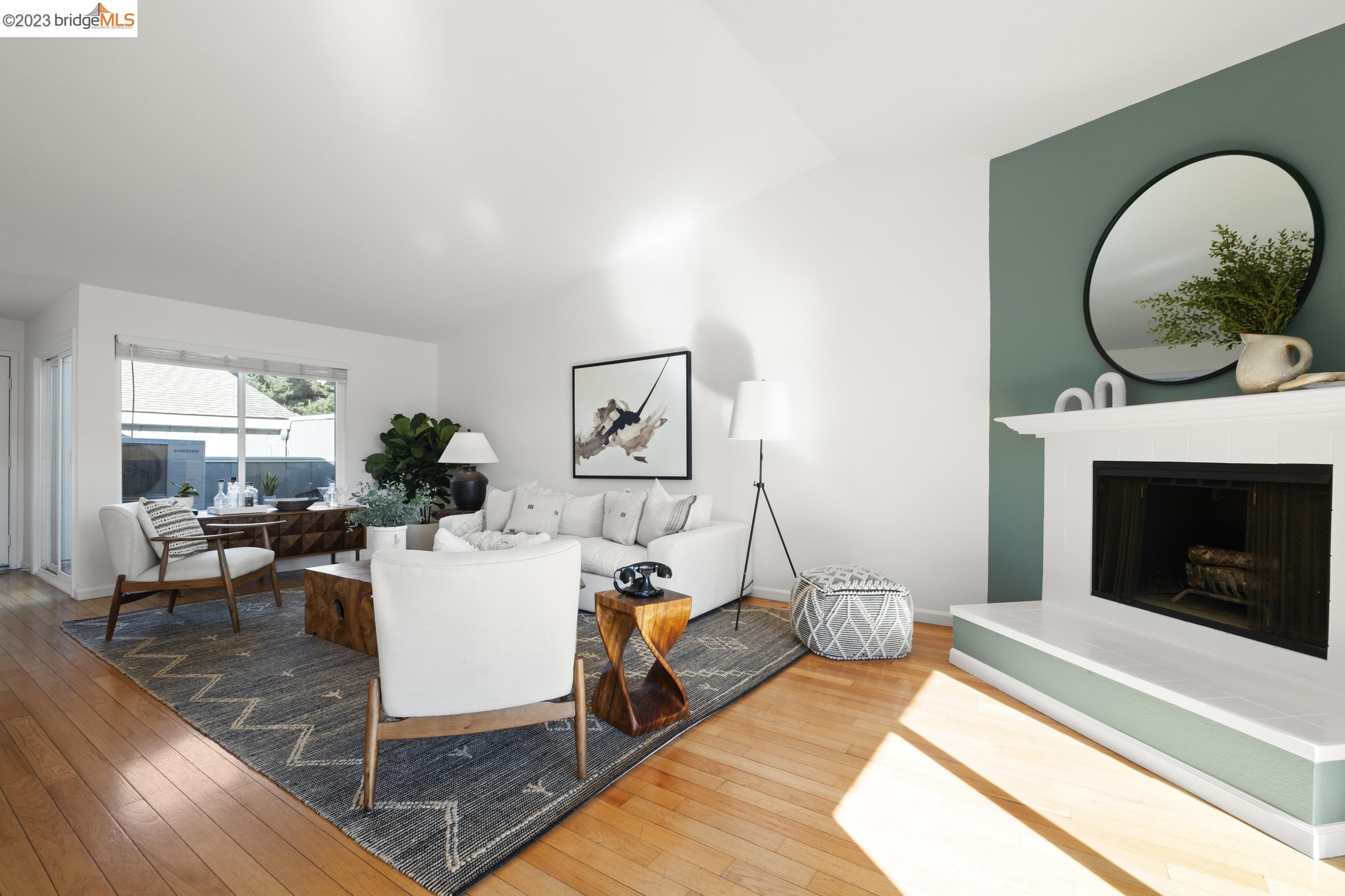 Photo #5: 41042413 Listing 