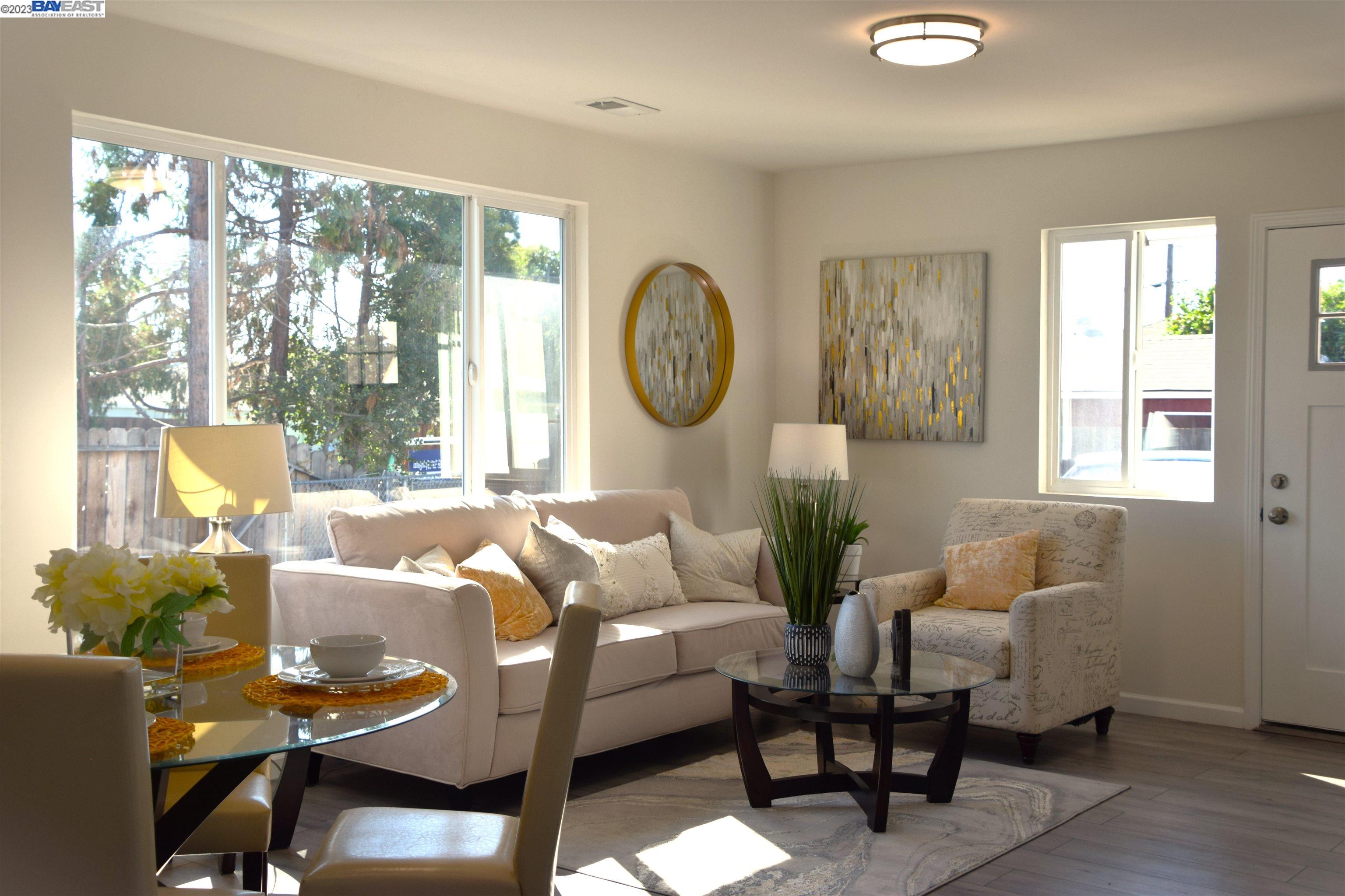 Detail Gallery Image 1 of 1 For 20934 Francis St, Castro Valley,  CA 94546 - 3 Beds | 2 Baths