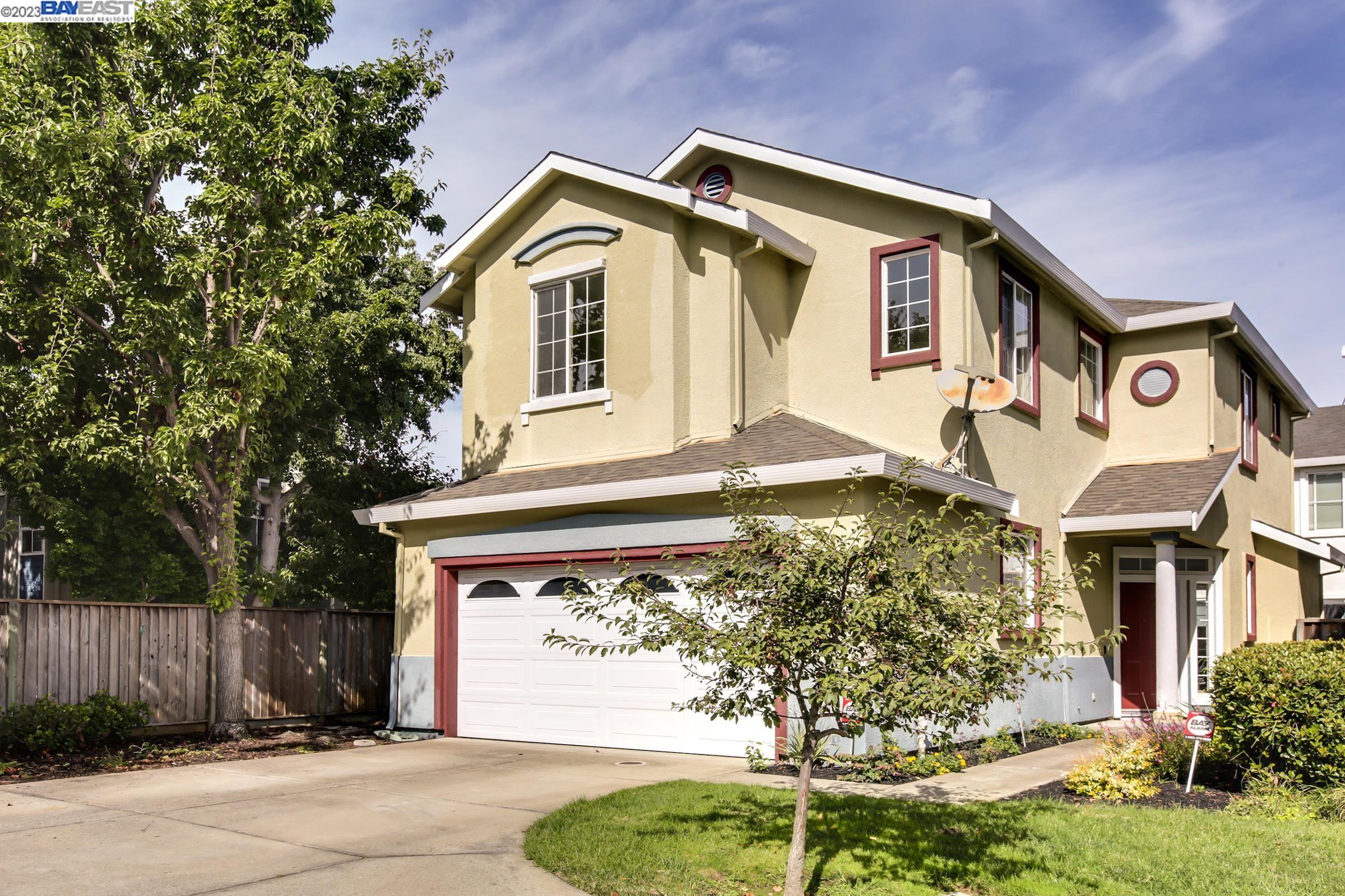 Detail Gallery Image 1 of 1 For 3 Avocet Ct, Alameda,  CA 94501 - 4 Beds | 2/1 Baths