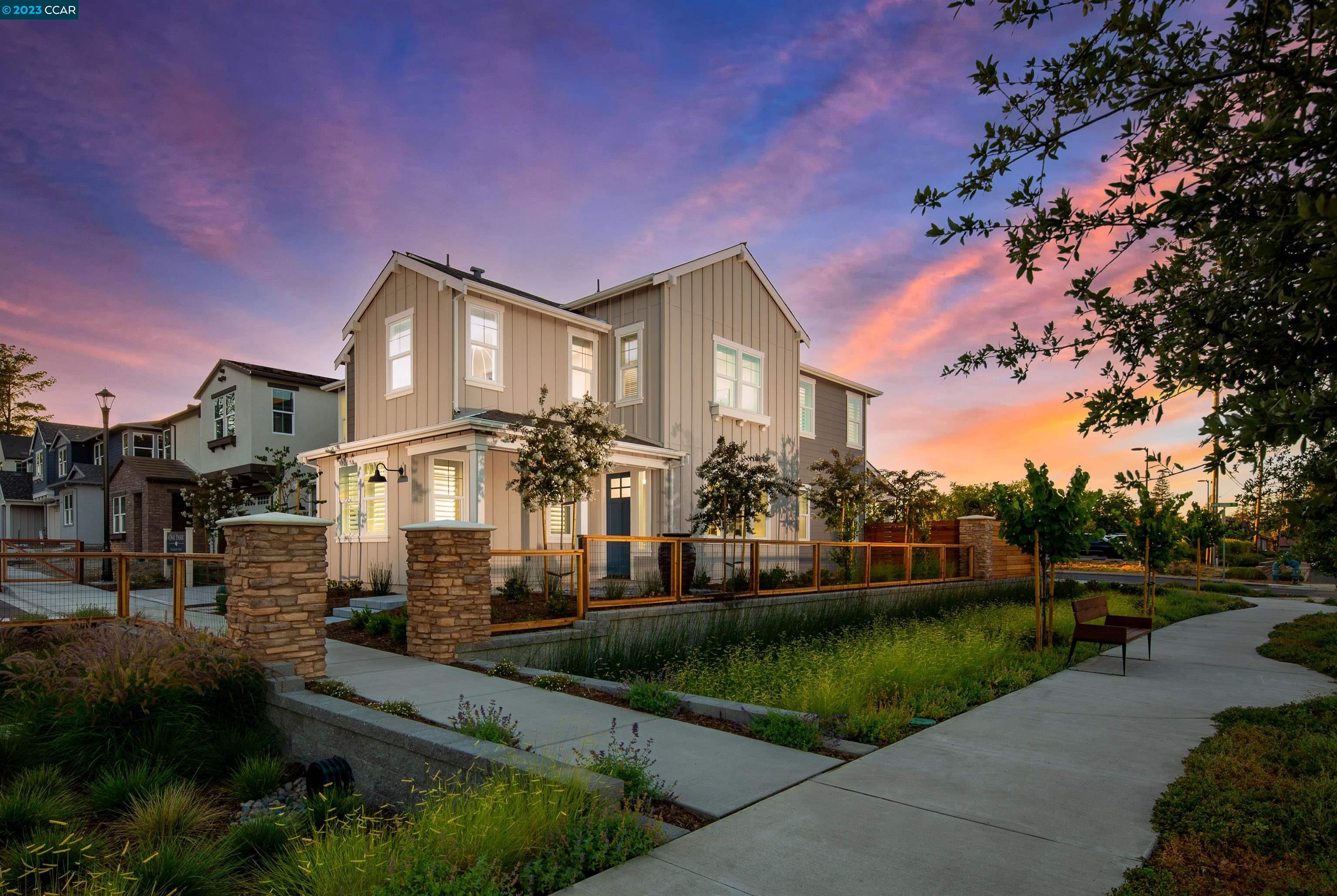 Detail Gallery Image 1 of 1 For 101 Live Oak Lane, Pleasant Hill,  CA 94523 - 4 Beds | 3/1 Baths