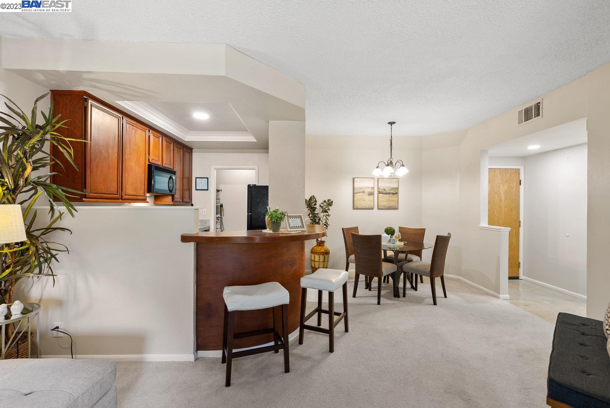 Photo #4: 41042566 Listing 