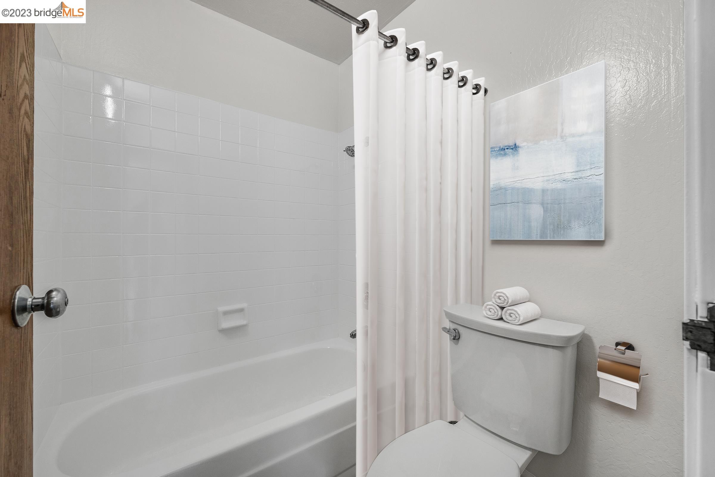 Detail Gallery Image 7 of 25 For 555 Pierce St #1510,  Albany,  CA 94706 - 2 Beds | 2 Baths