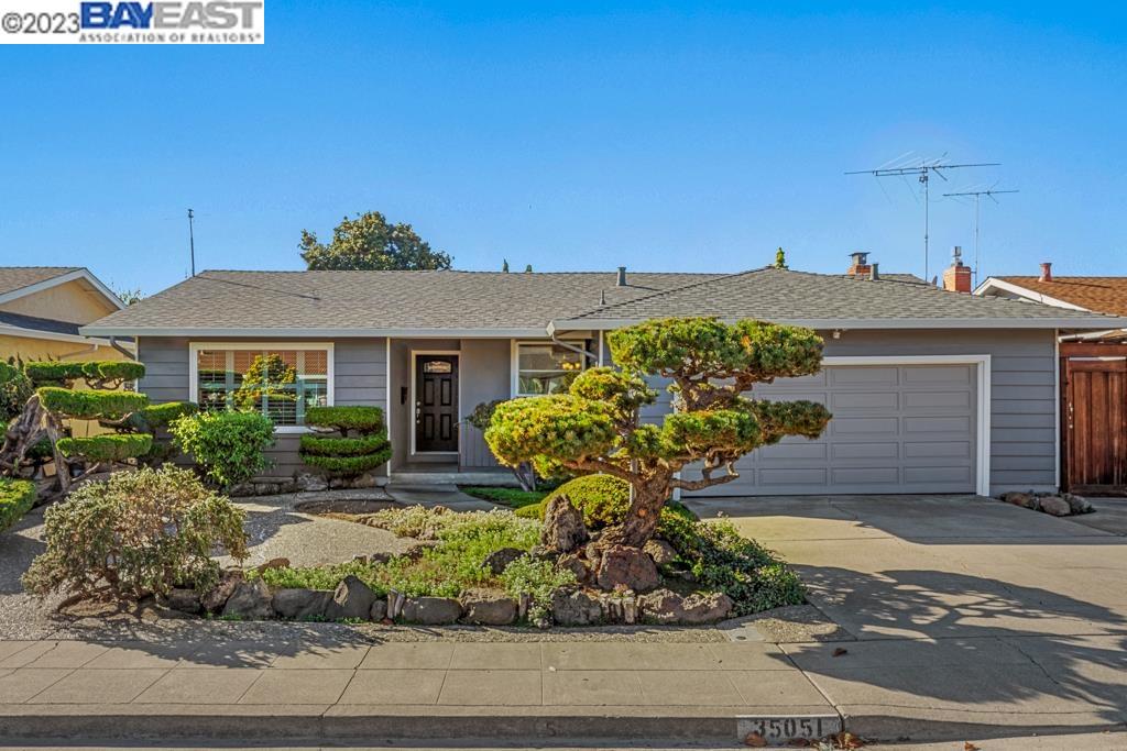 Detail Gallery Image 1 of 1 For 35051 Peco St, Union City,  CA 94587 - 4 Beds | 2 Baths