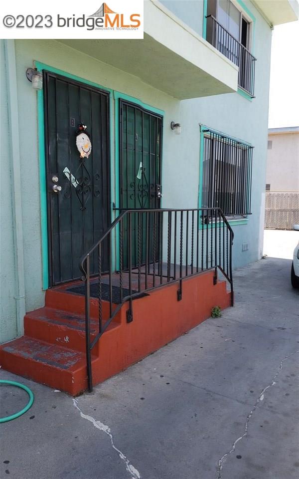 Detail Gallery Image 1 of 1 For 9905 Walnut St a,  Oakland,  CA 94603 - 2 Beds | 1 Baths