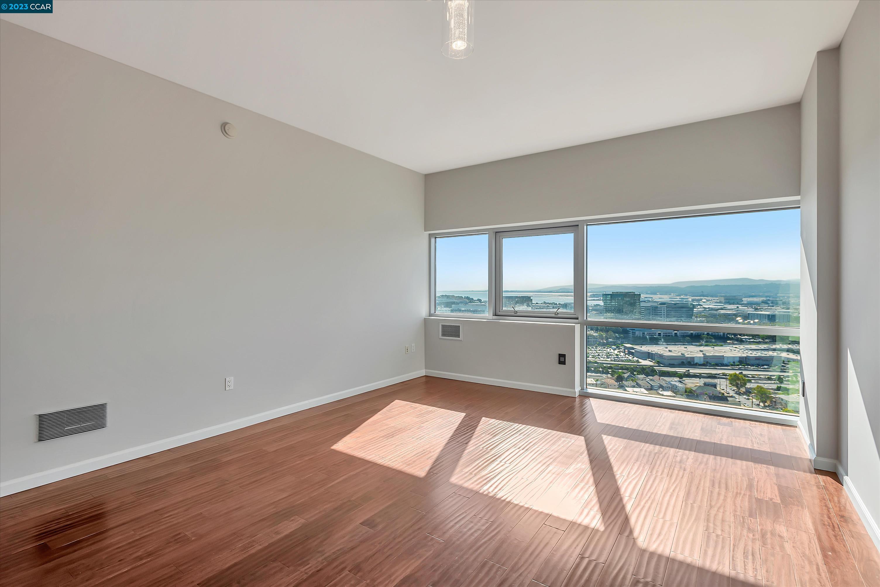 Detail Gallery Image 5 of 28 For 1 Mandalay Pl #1509,  South San Francisco,  CA 94080 - 1 Beds | 1 Baths