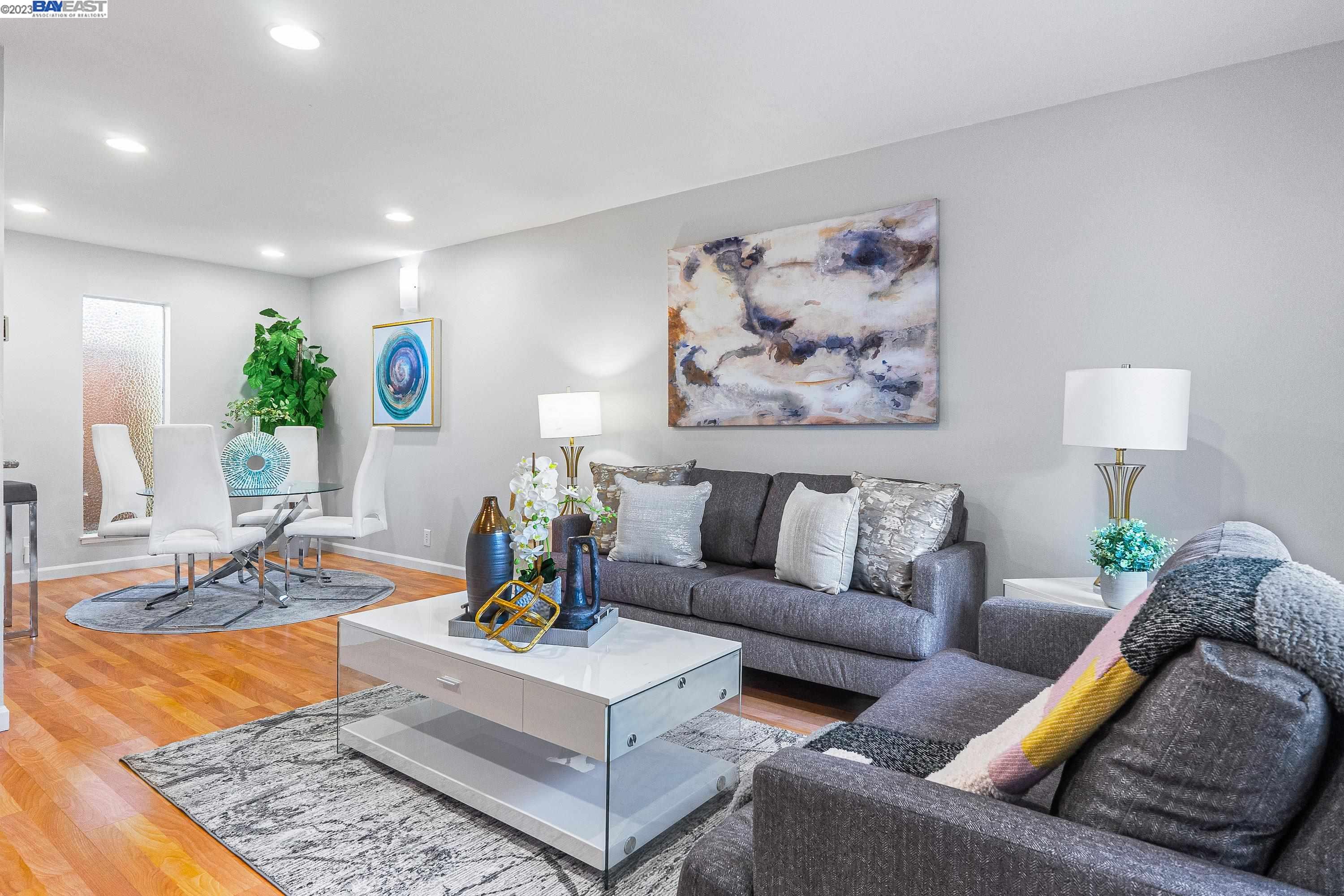 Photo #6: 41042826 Listing 
