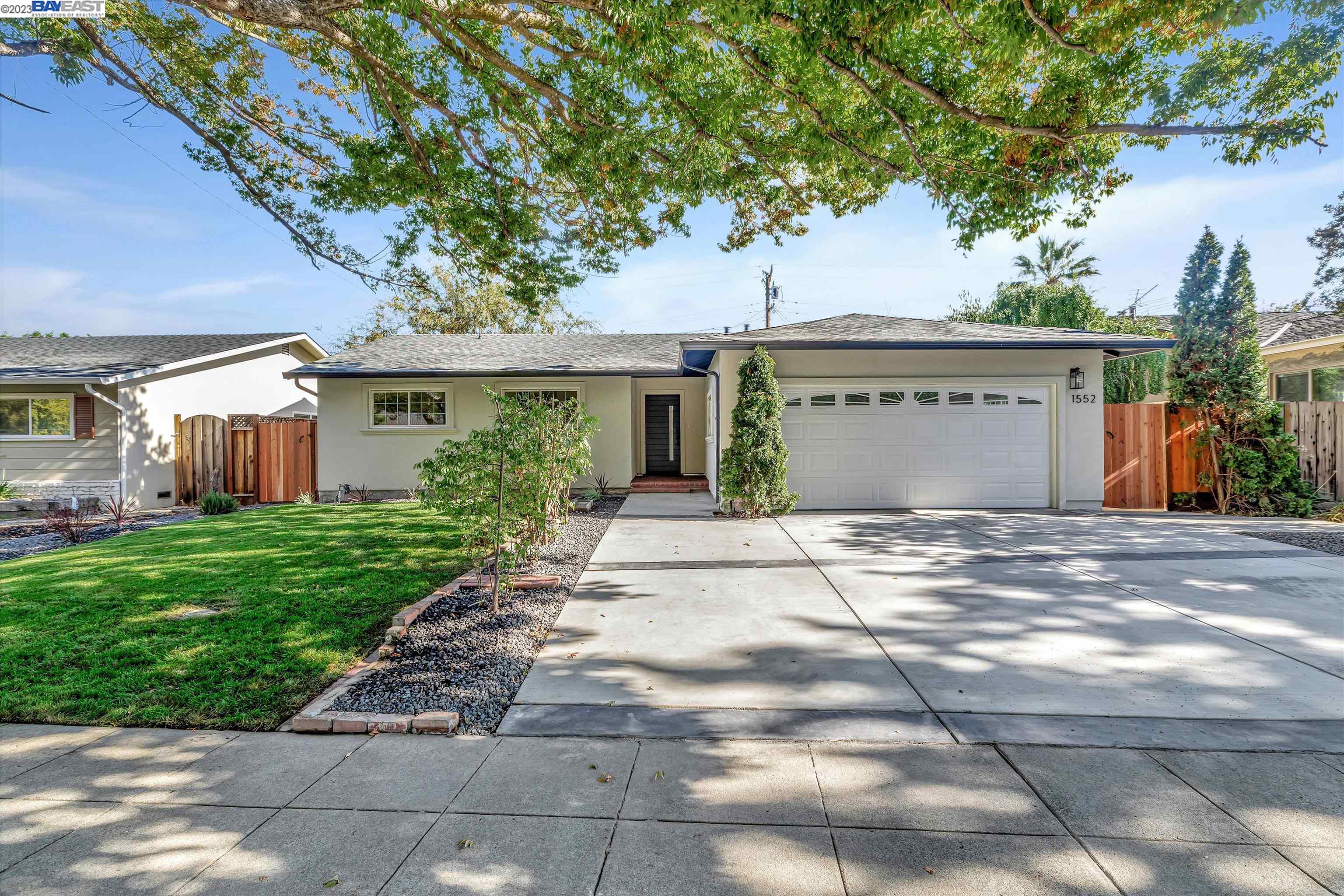 Detail Gallery Image 1 of 1 For 1552 English Dr, San Jose,  CA 95129 - 3 Beds | 2 Baths