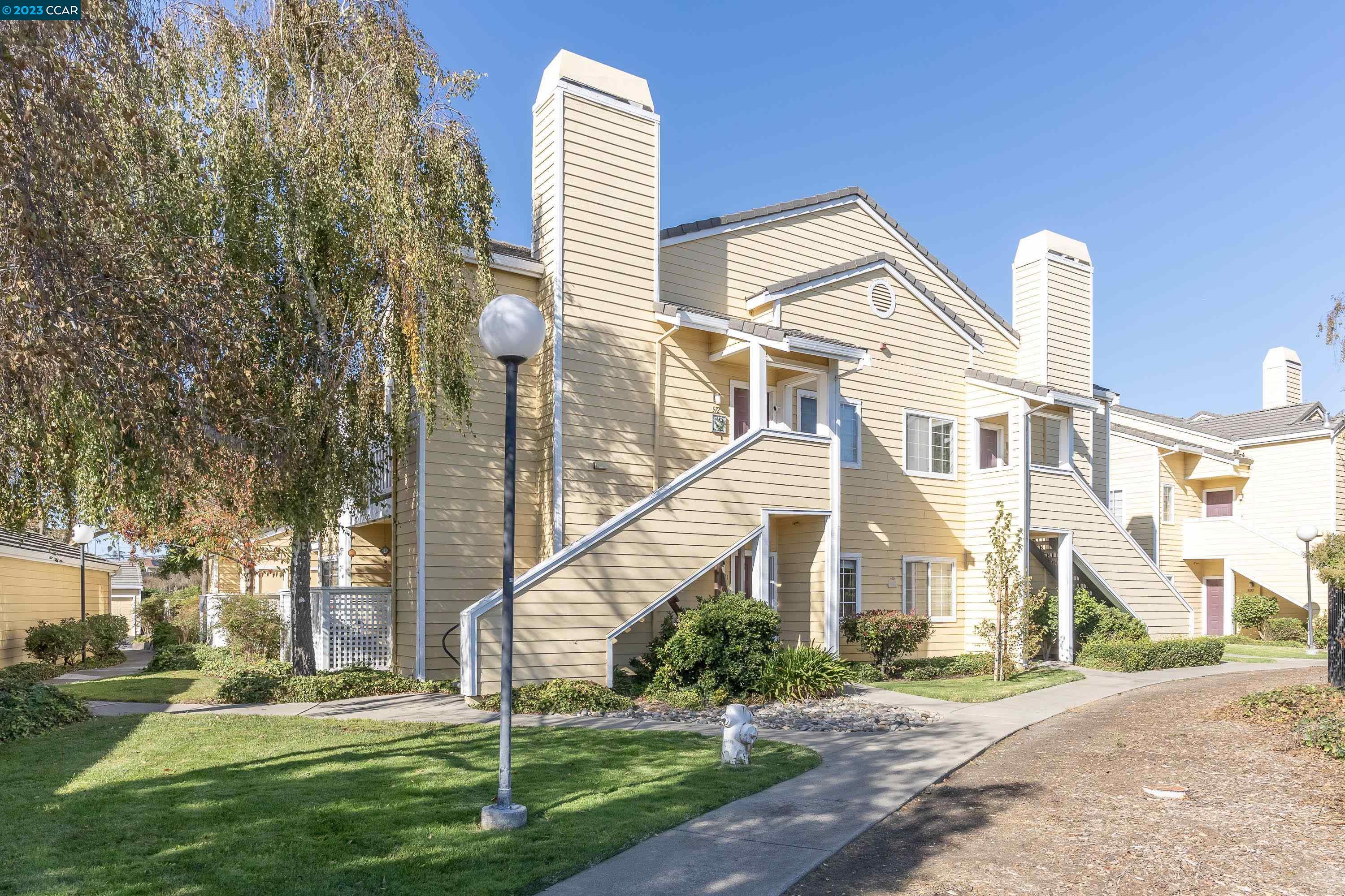 Detail Gallery Image 1 of 1 For 911 Waterford Pl, Pinole,  CA 94564 - 1 Beds | 1 Baths