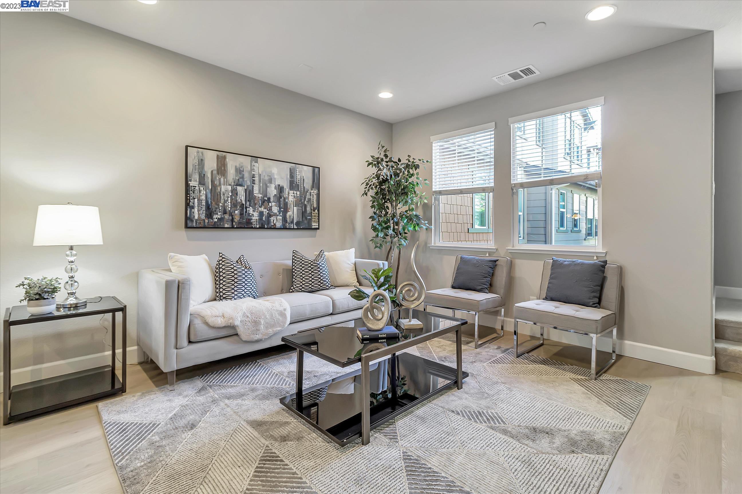 Photo #4: 41042975 Listing 
