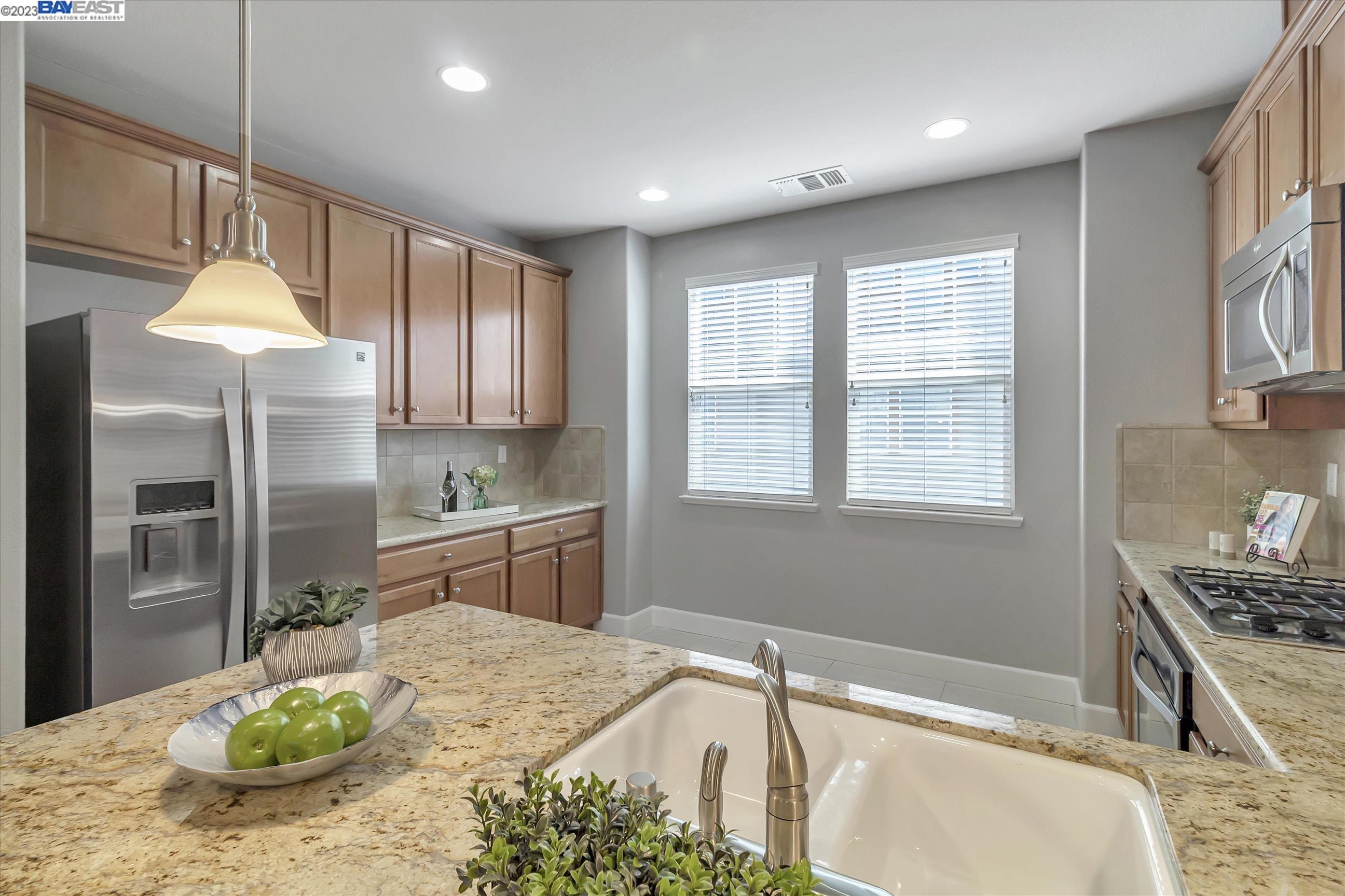 Photo #6: 41042975 Listing 