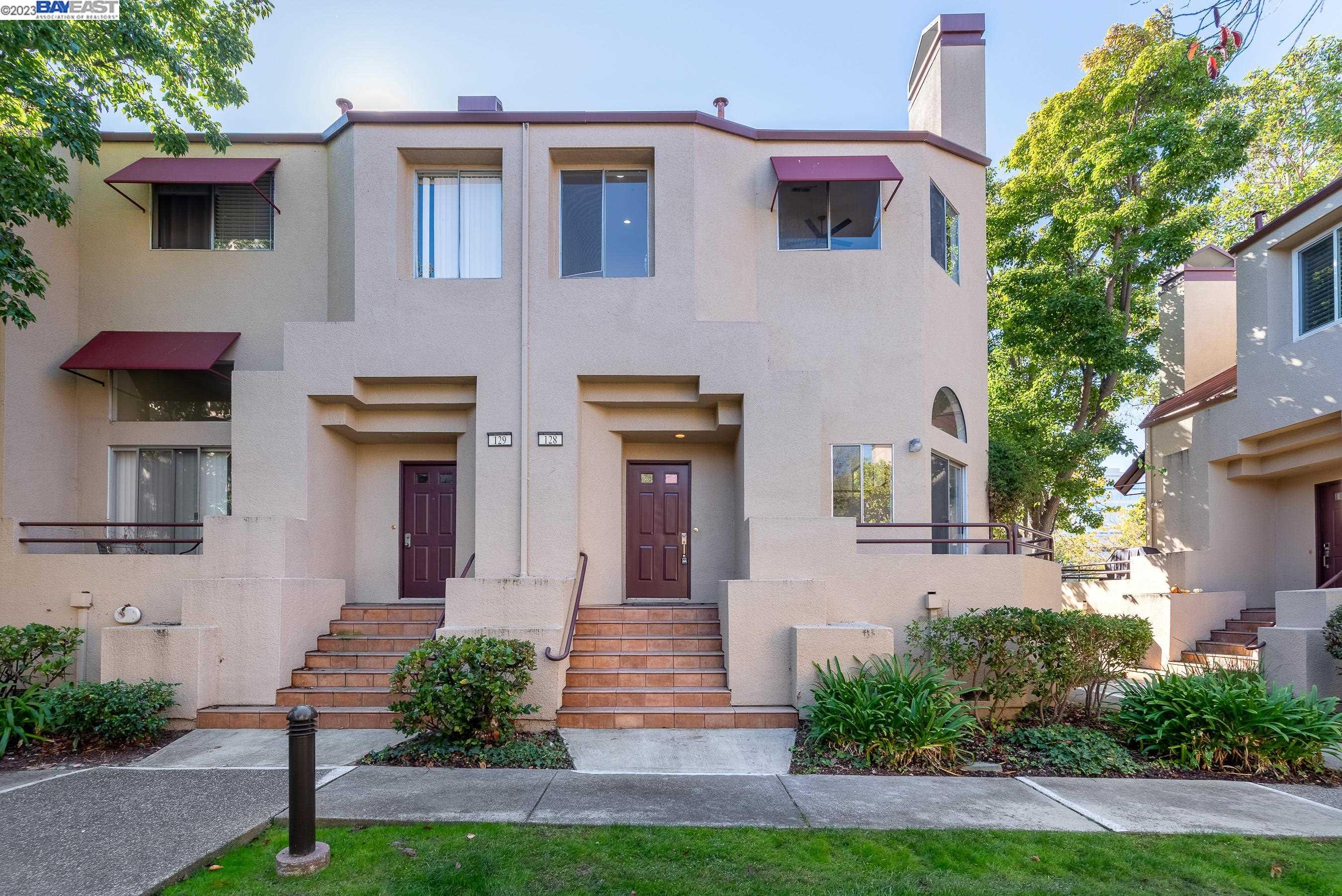 Detail Gallery Image 1 of 1 For 128 E Court Ln, Foster City,  CA 94404 - 2 Beds | 2/1 Baths