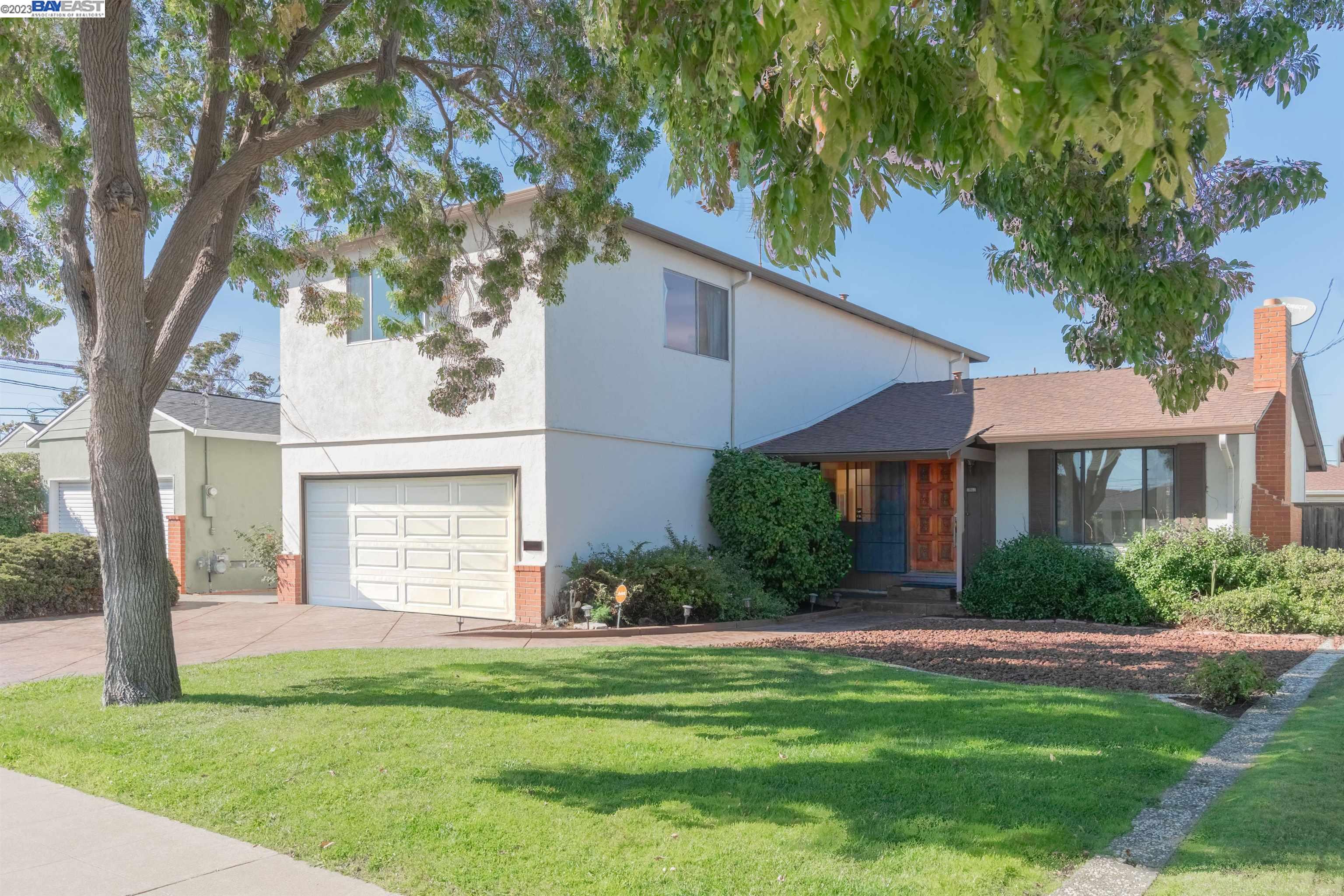 Detail Gallery Image 1 of 1 For 1861 Burkhart Ave, San Leandro,  CA 94579 - 3 Beds | 2 Baths