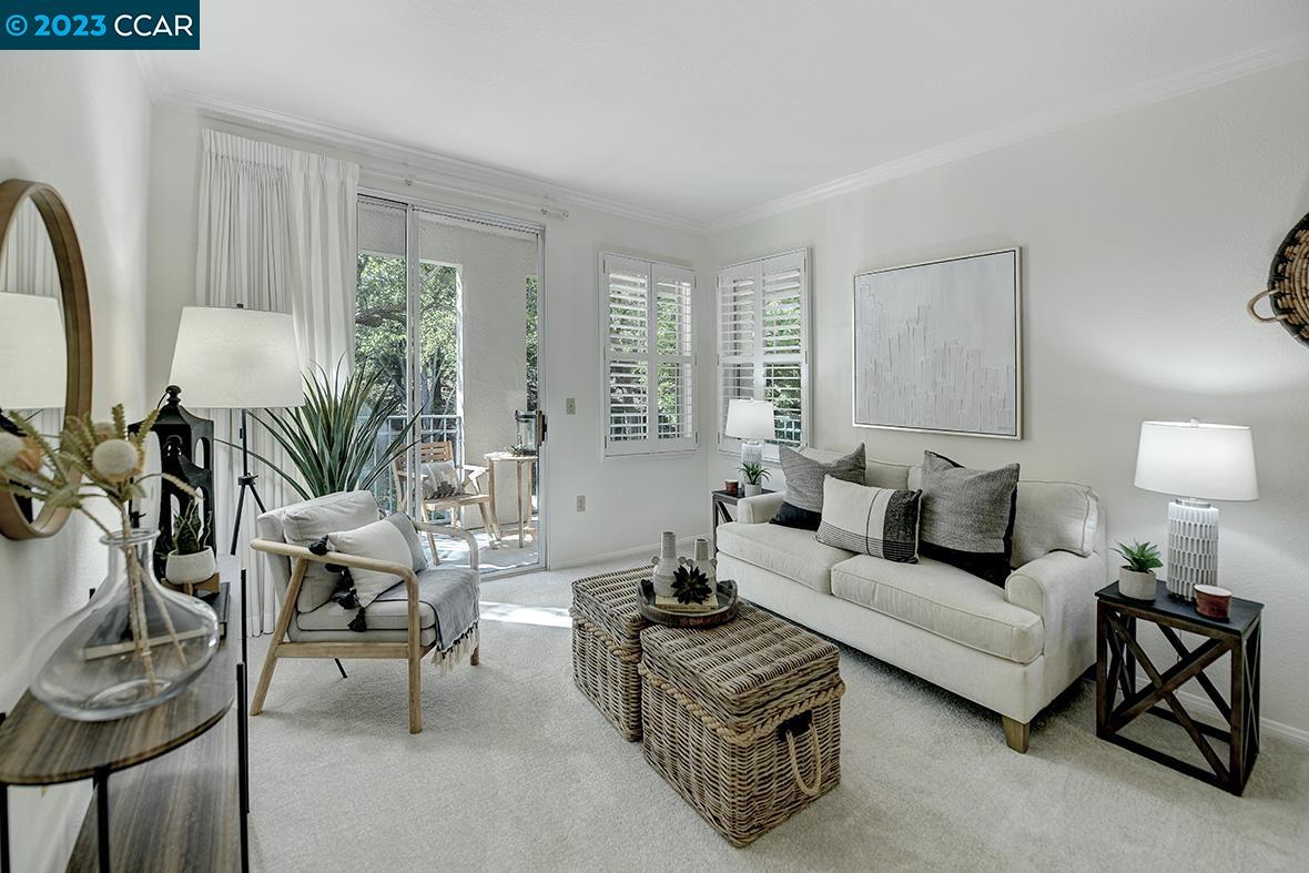 Photo #2: 41043193 Listing 