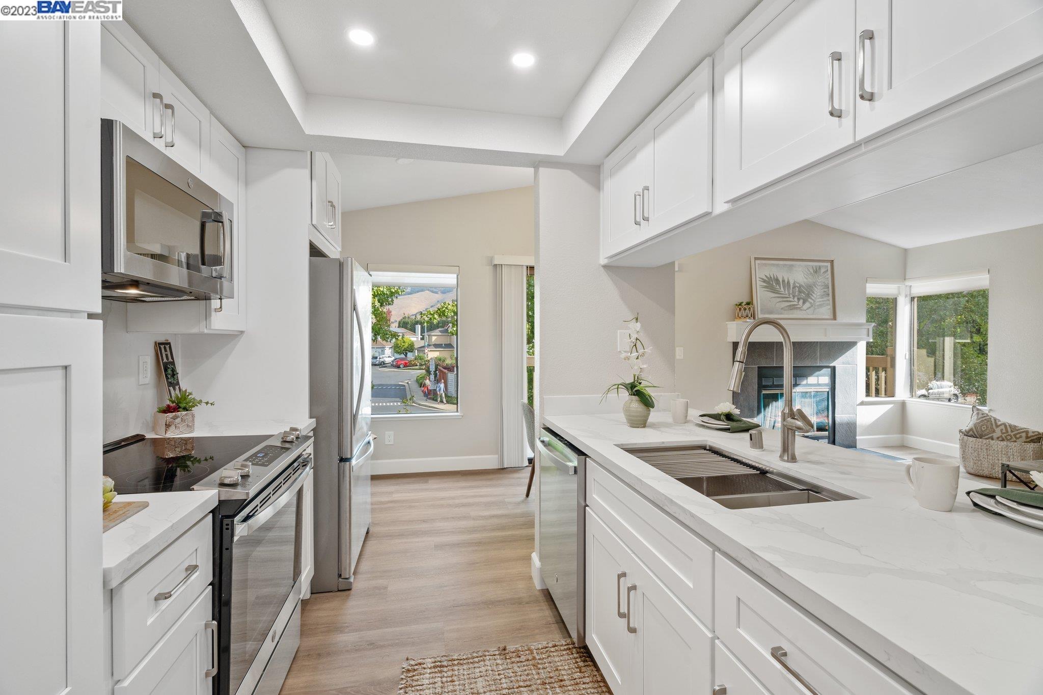 Photo #3: 41043227 Listing 