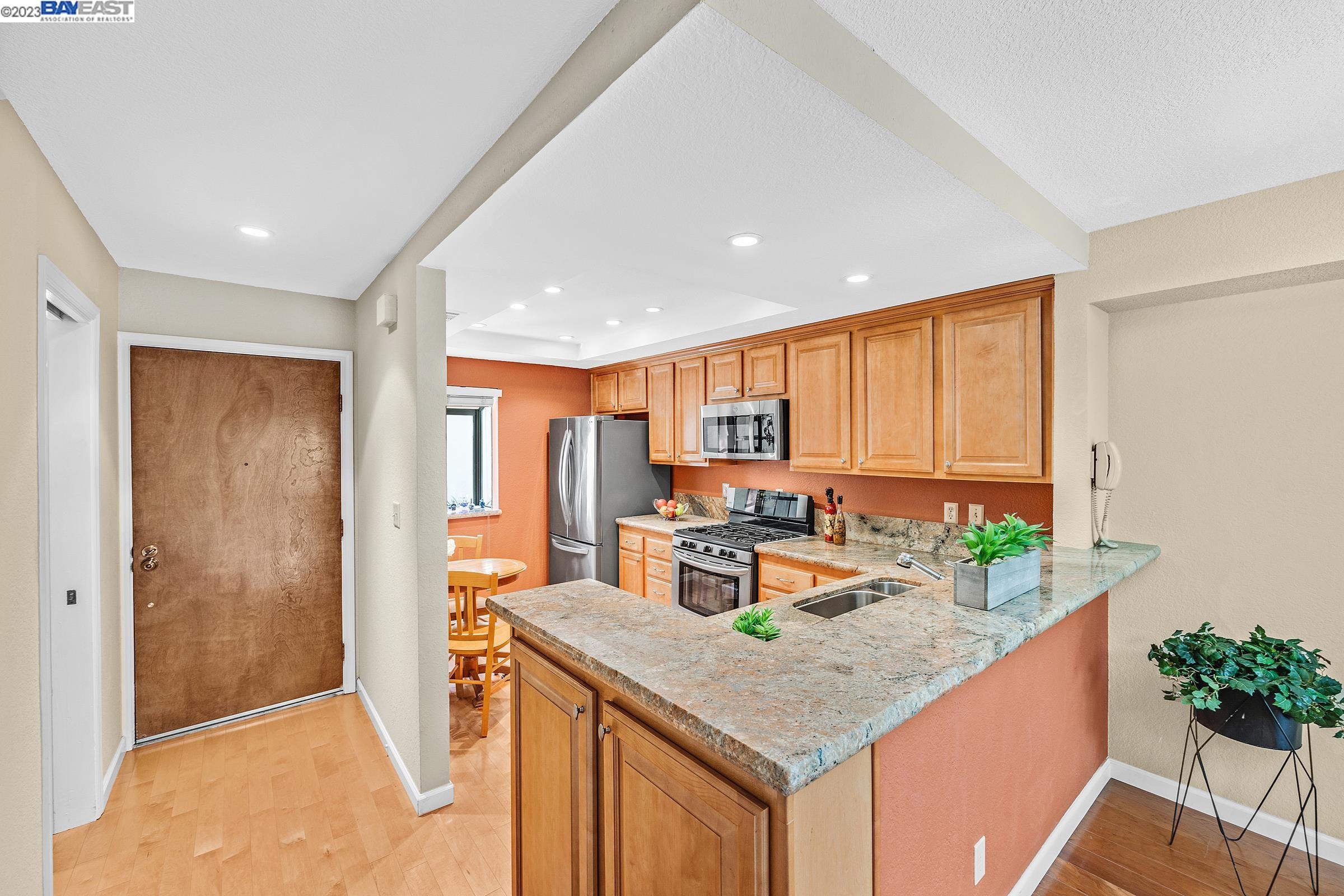 Photo #4: 41043385 Listing 