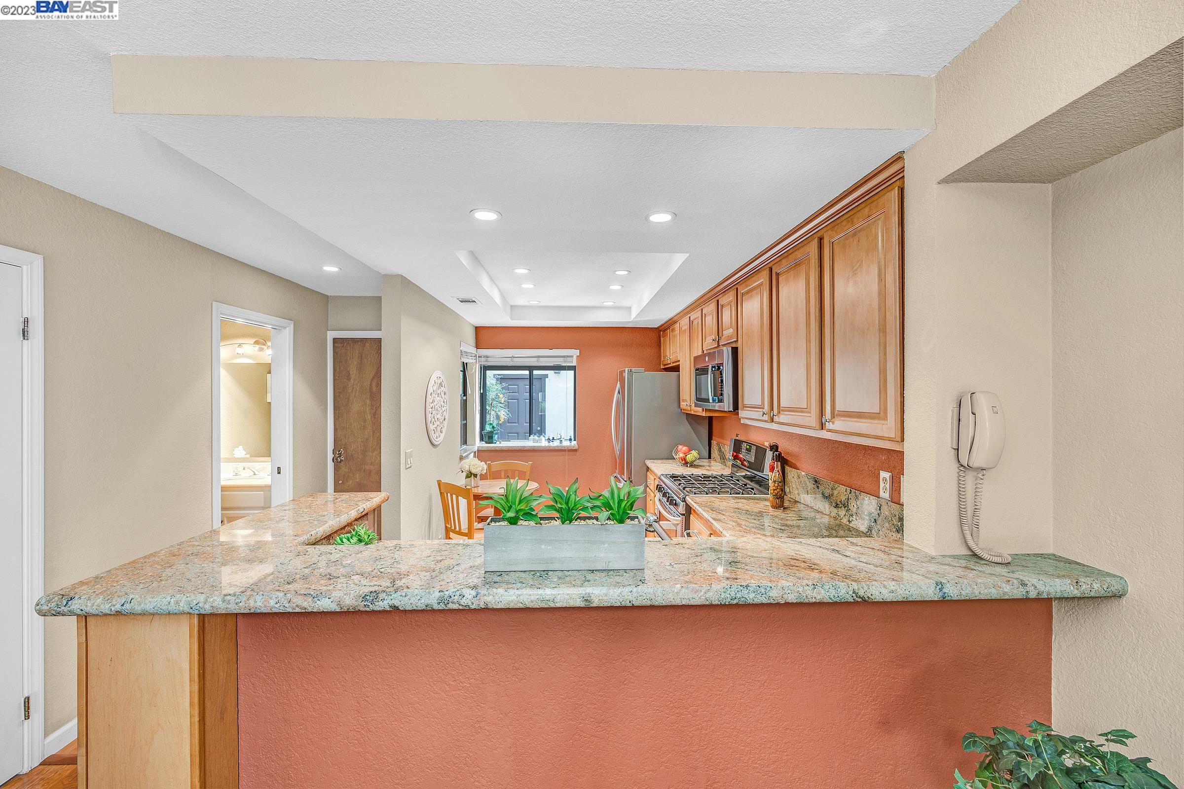 Photo #5: 41043385 Listing 