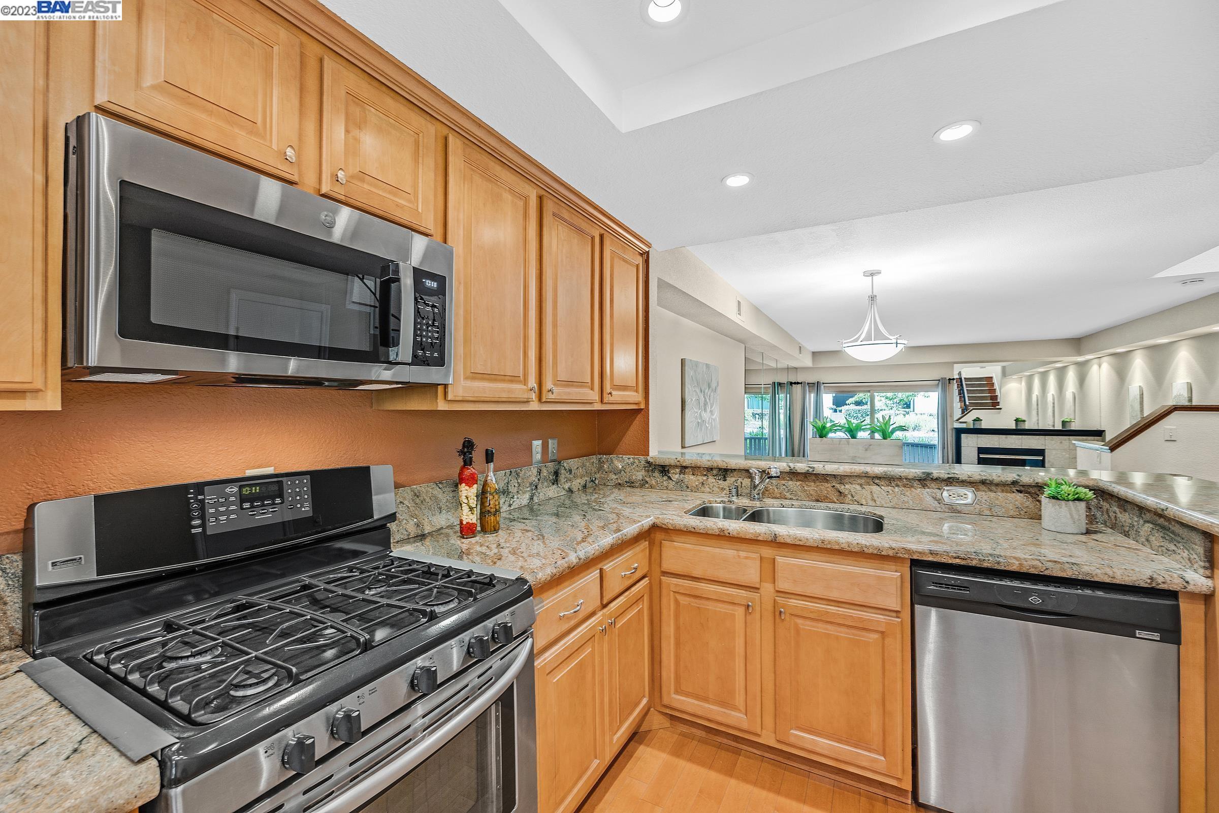 Photo #6: 41043385 Listing 