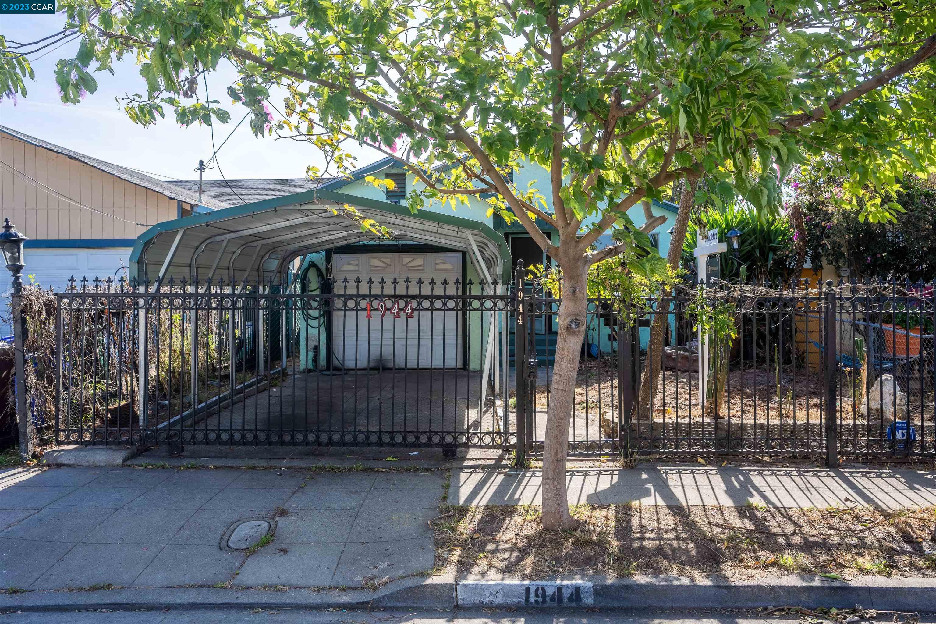 Detail Gallery Image 1 of 1 For 1944 Pine Ave, San Pablo,  CA 94806 - 3 Beds | 2 Baths