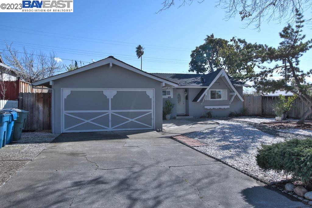 Detail Gallery Image 1 of 1 For 1864 Canton Dr, Milpitas,  CA 95035 - 3 Beds | 2/1 Baths