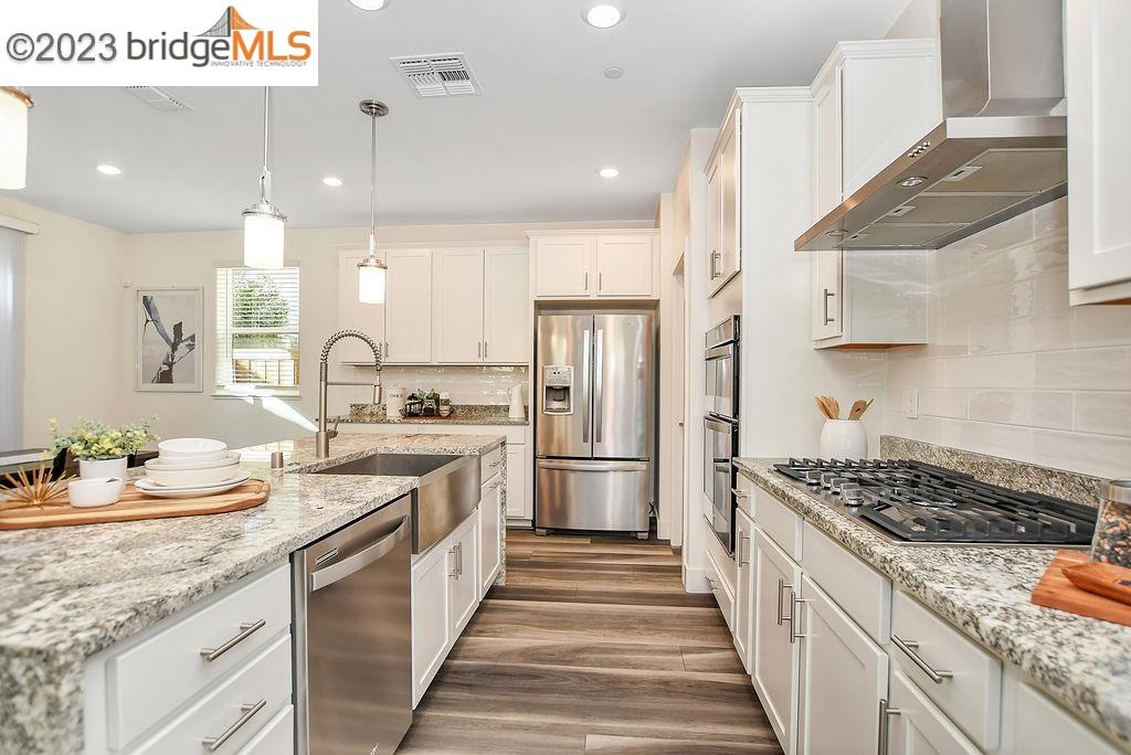 Detail Gallery Image 1 of 1 For 154 Canary Creek Way, Brentwood,  CA 94513 - 4 Beds | 2/1 Baths