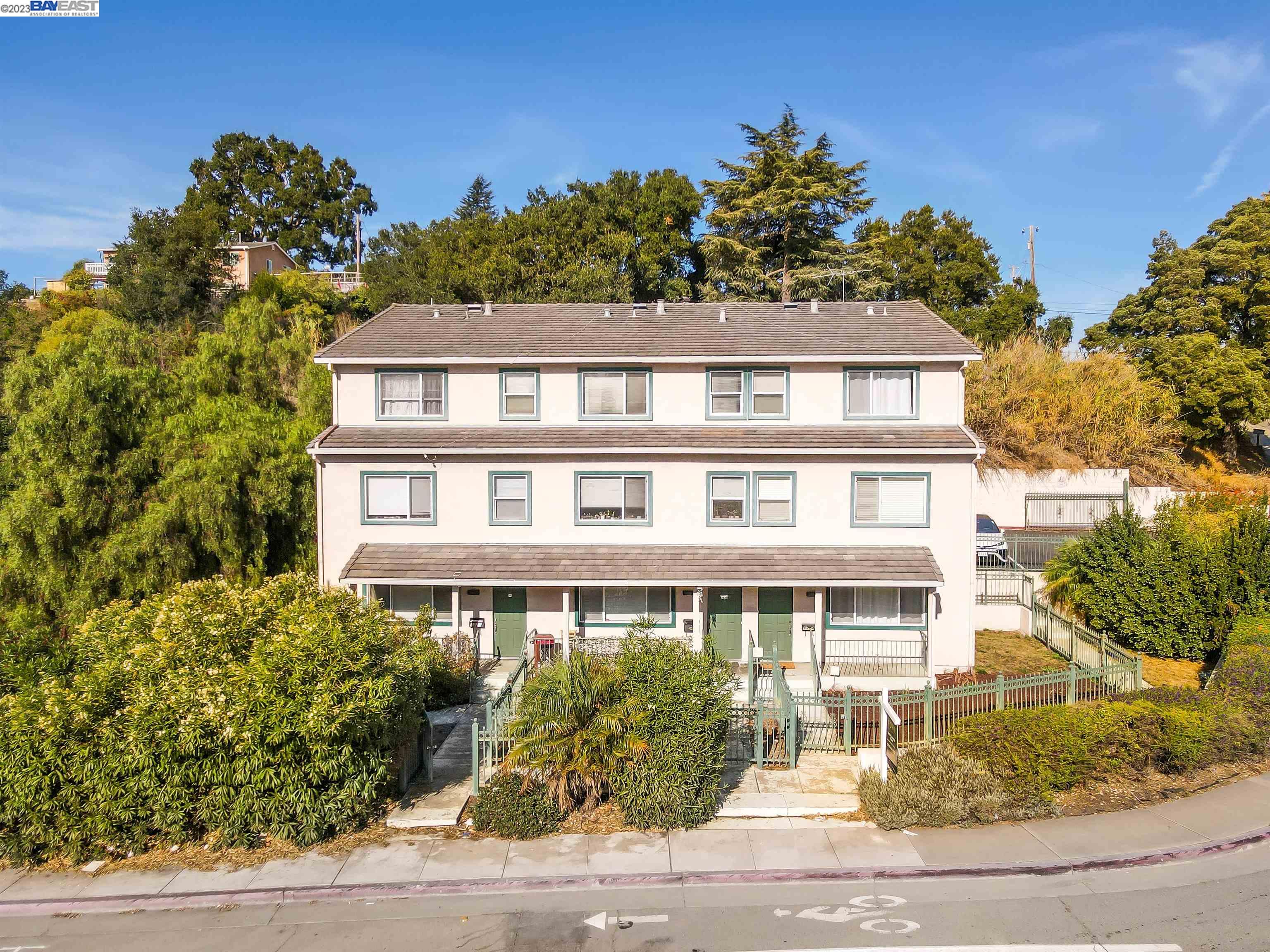 MLS: 41043562 Condo For Sale