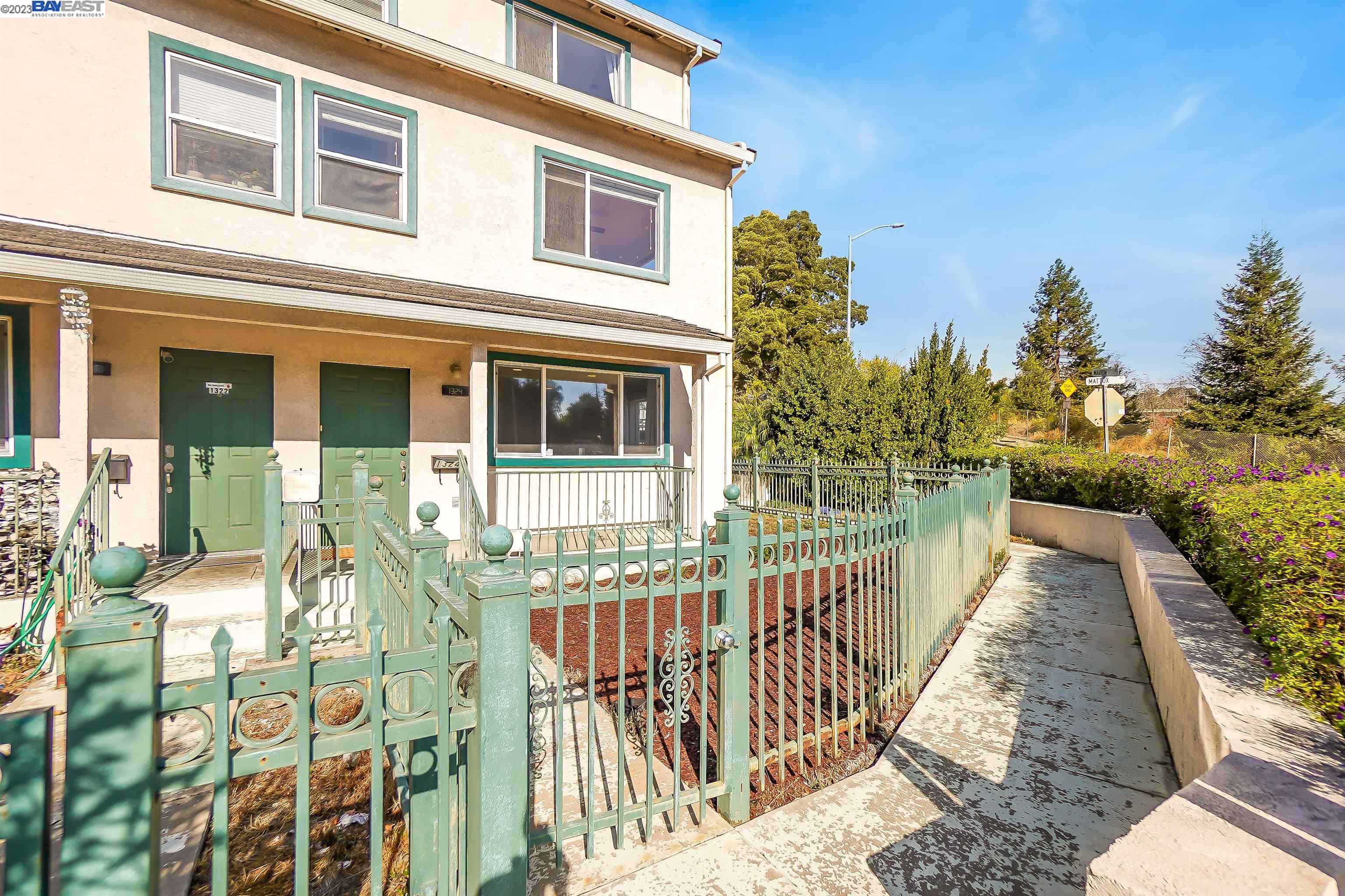 Photo #3: 41043562 Listing 
