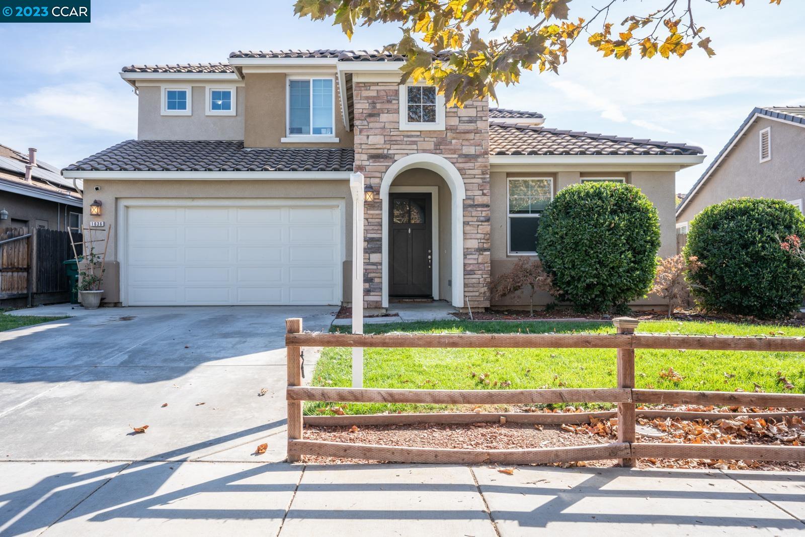 Detail Gallery Image 1 of 1 For 1636 Maidencane Way, Los Banos,  CA 93635 - 5 Beds | 3/1 Baths