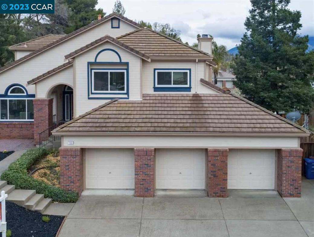 Detail Gallery Image 1 of 1 For 1908 Springridge Ct, Concord,  CA 94521 - 5 Beds | 3 Baths