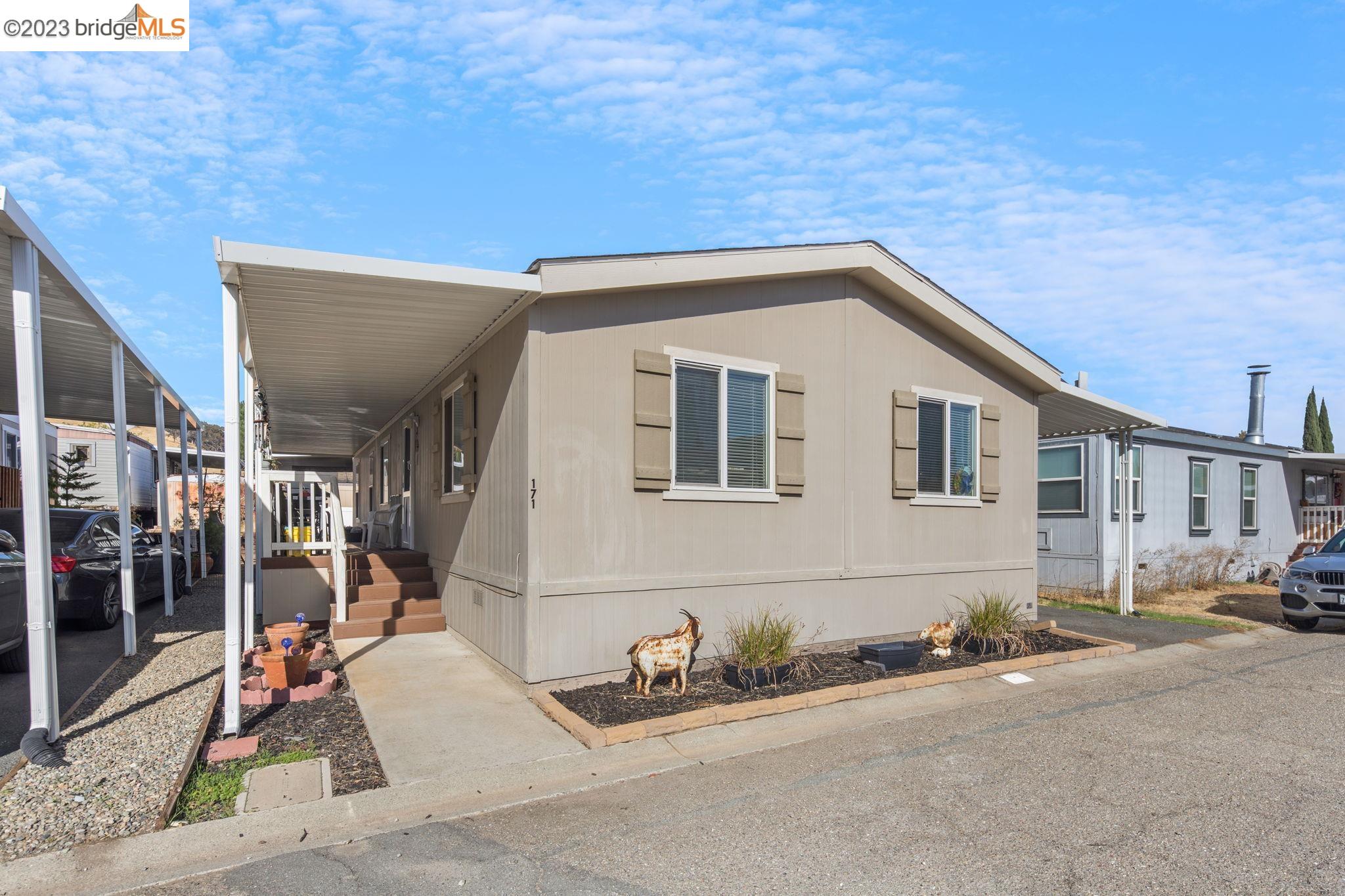 Detail Gallery Image 1 of 1 For 16711 Marsh Creek Road #171,  Clayton,  CA 94517 - 3 Beds | 2 Baths