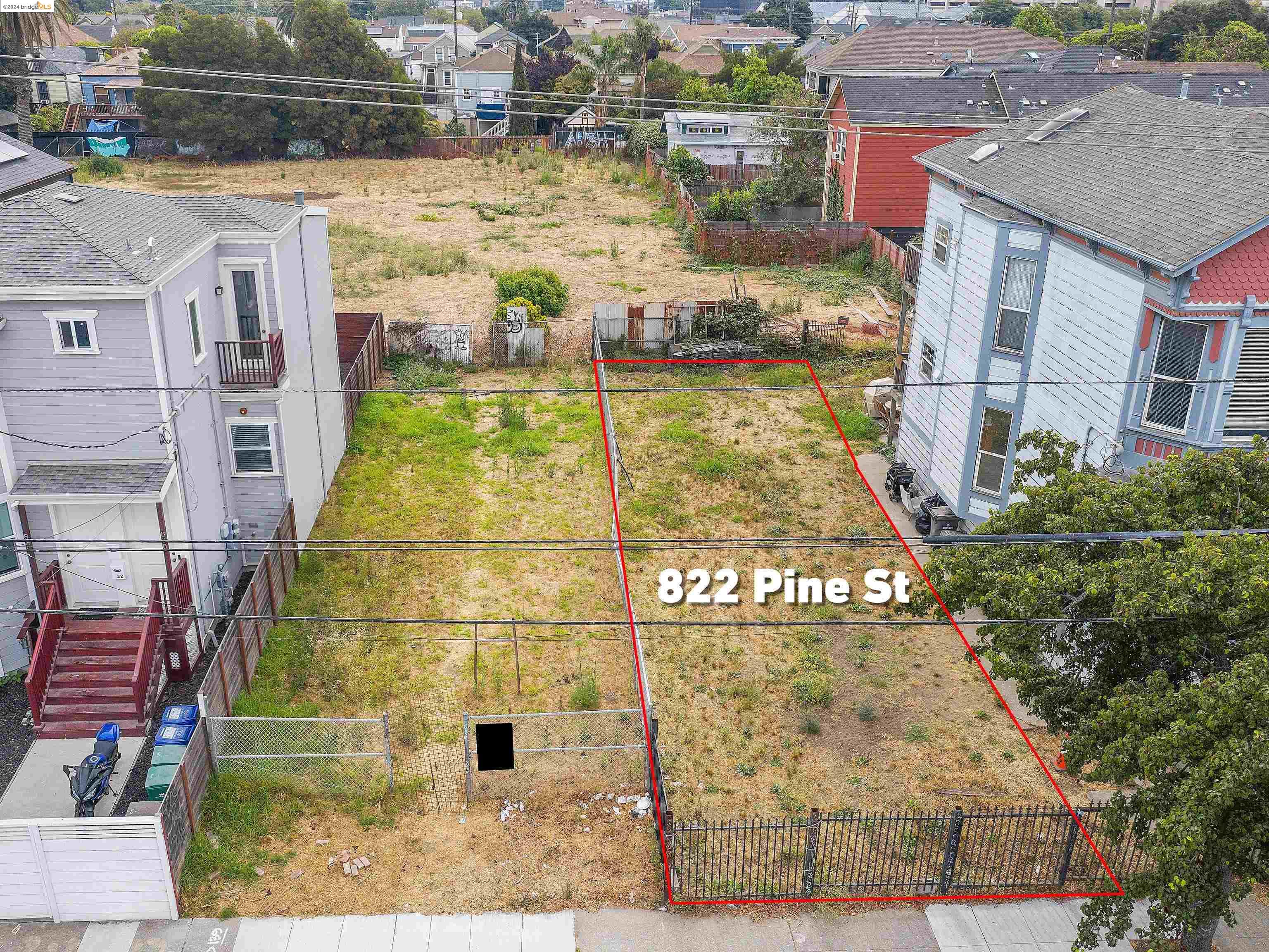 Detail Gallery Image 1 of 1 For 822 Pine St, Oakland,  CA 94607 - – Beds | – Baths